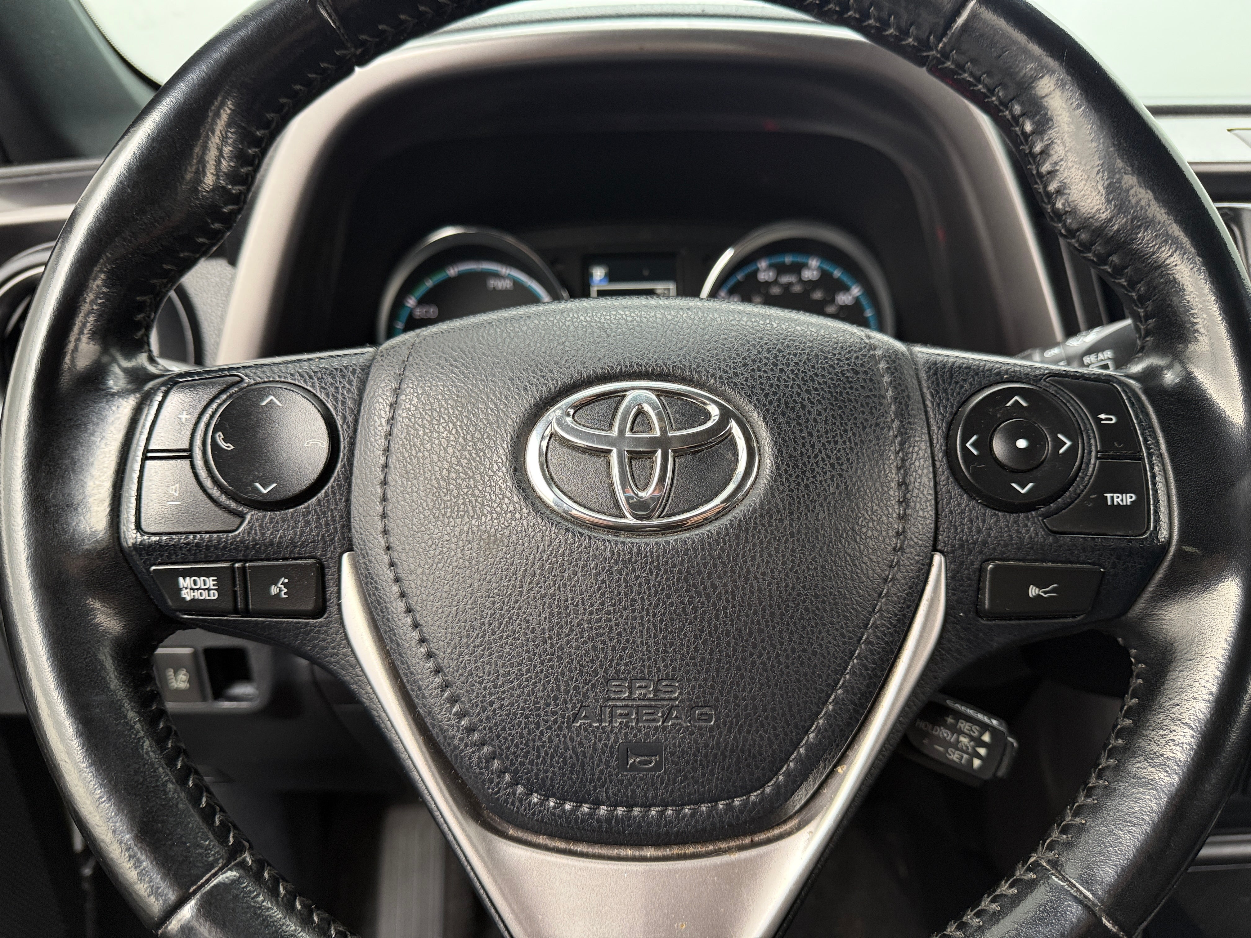 2018 Toyota RAV4 SE 4