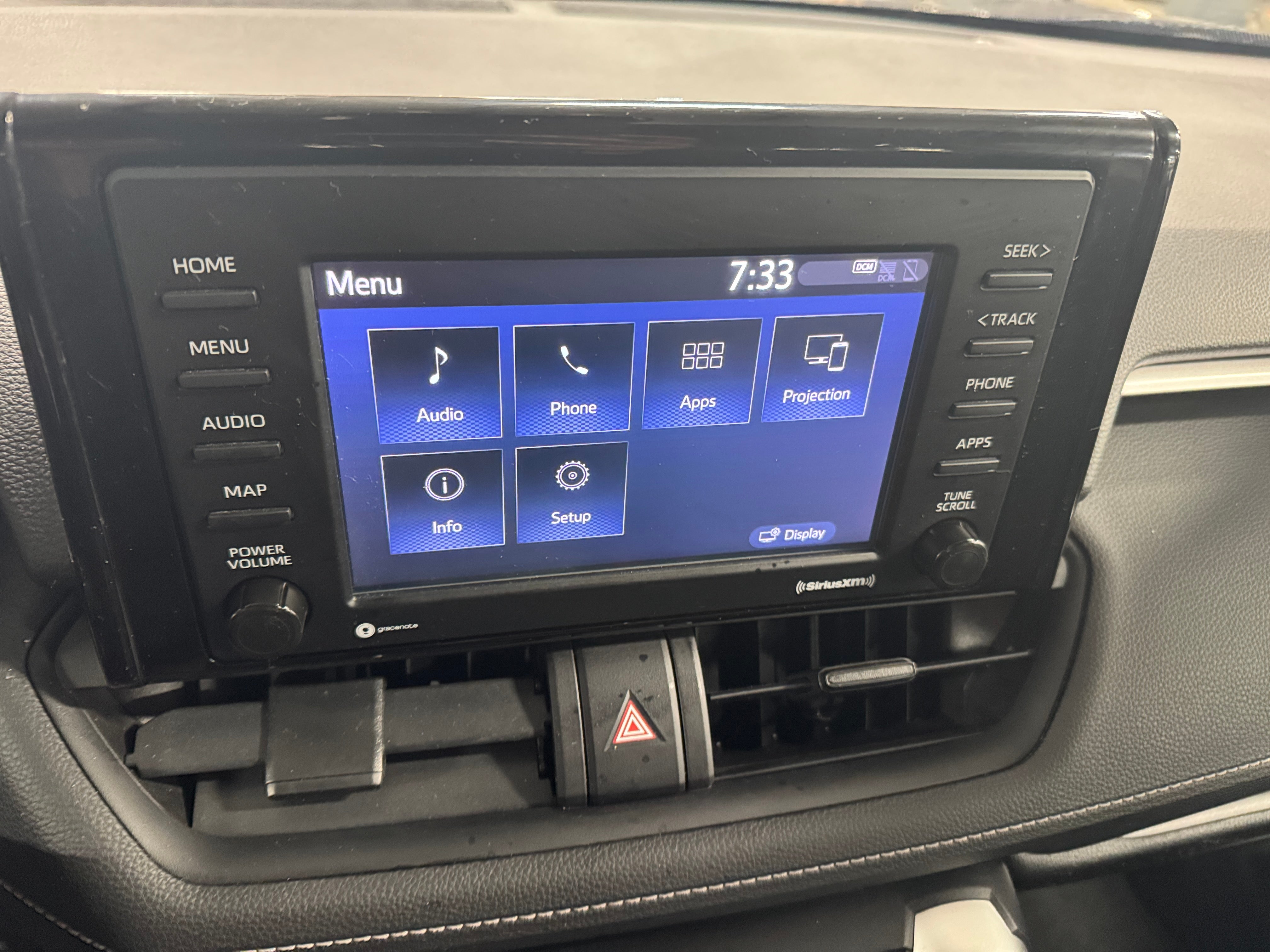 2021 Toyota RAV4 XLE 3