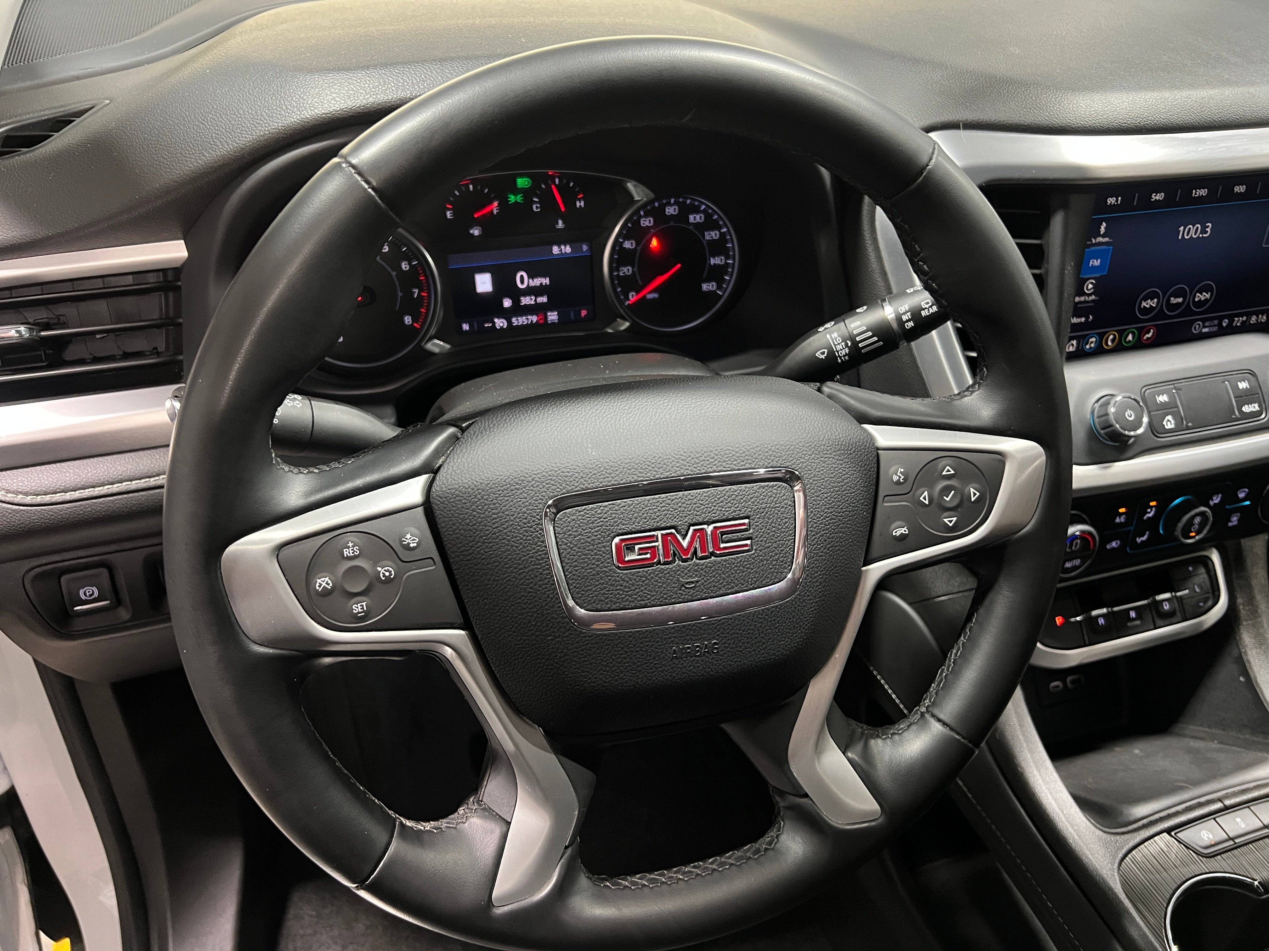 2023 GMC Acadia SLT 4