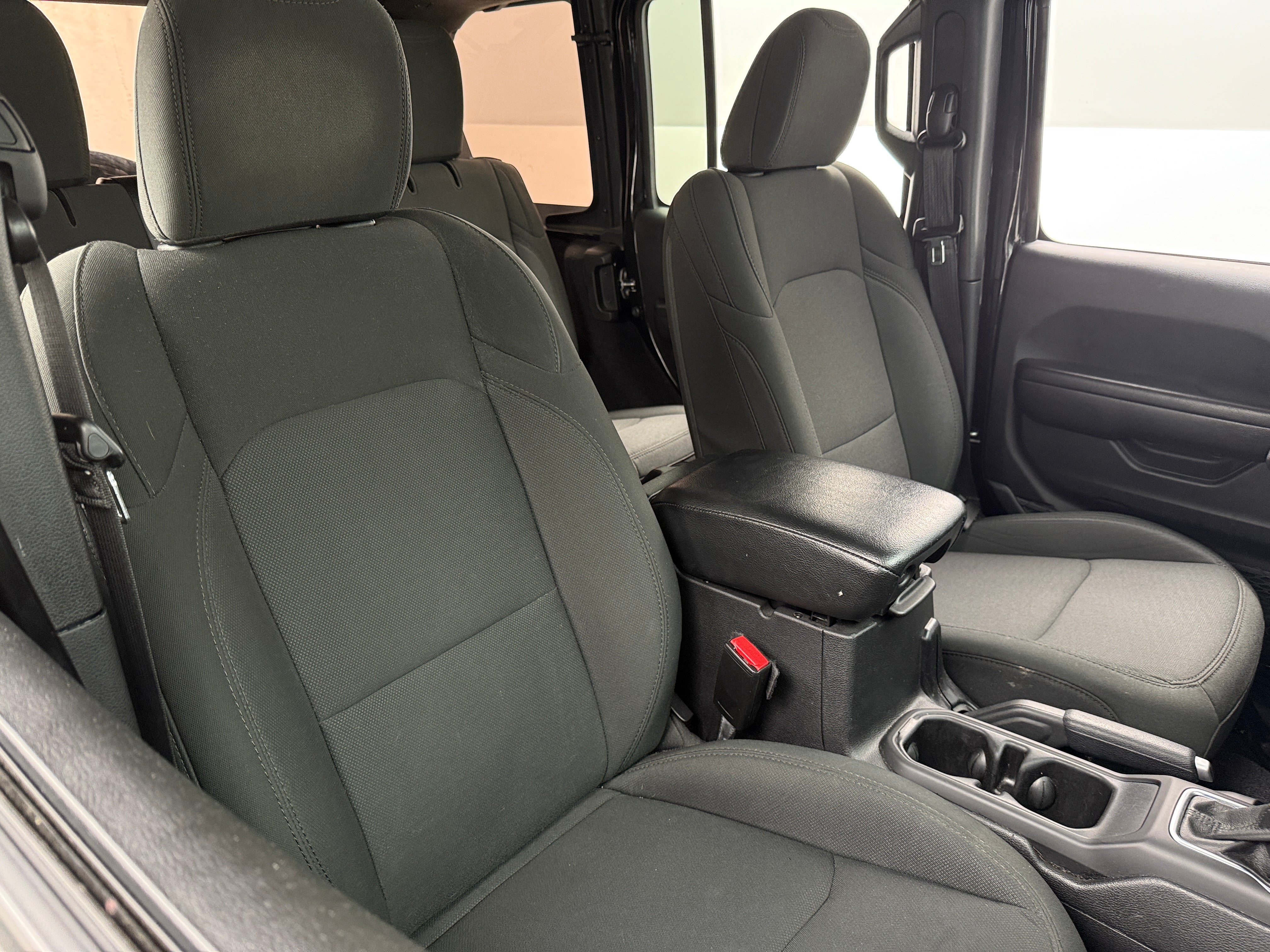 2021 Jeep Wrangler Unlimited Sport S 2