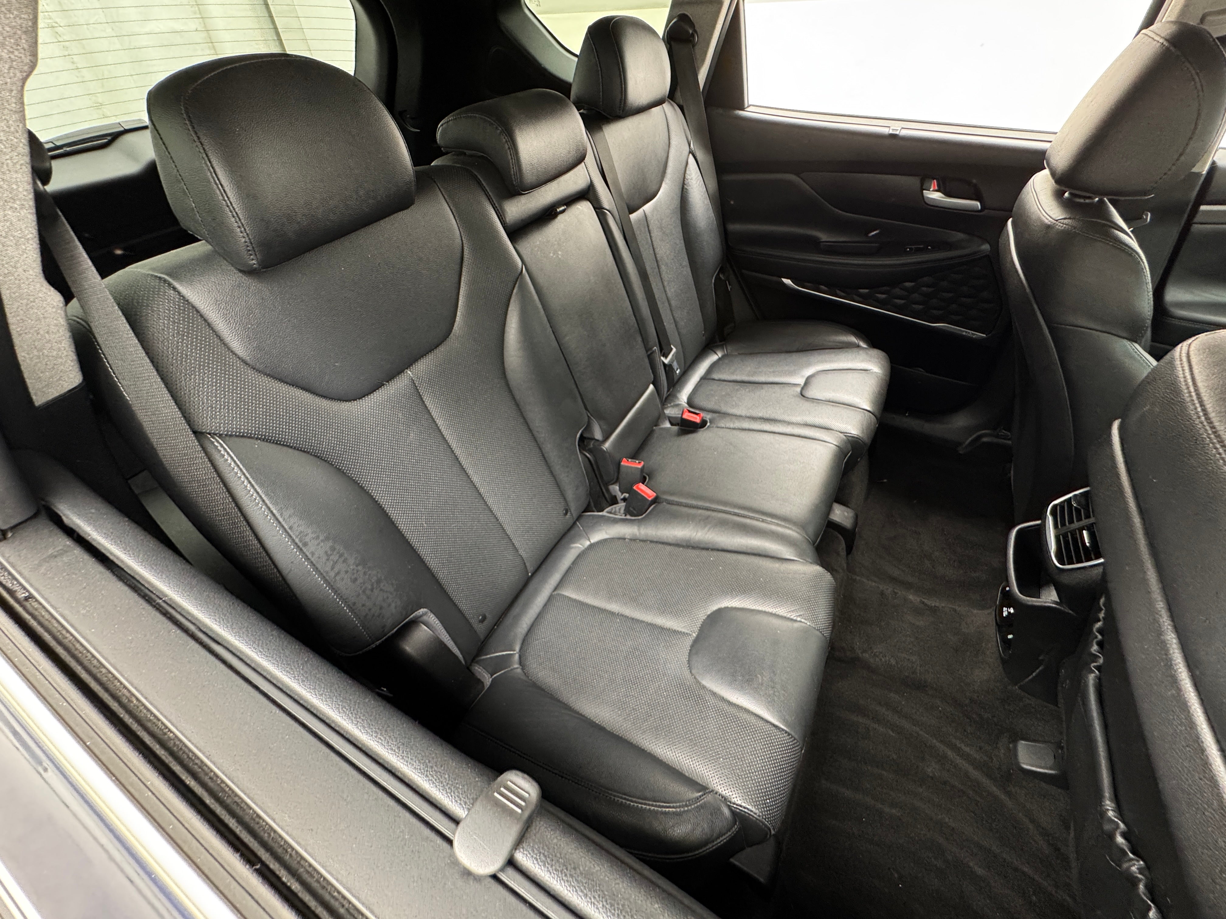 2020 Hyundai Santa Fe Limited 5