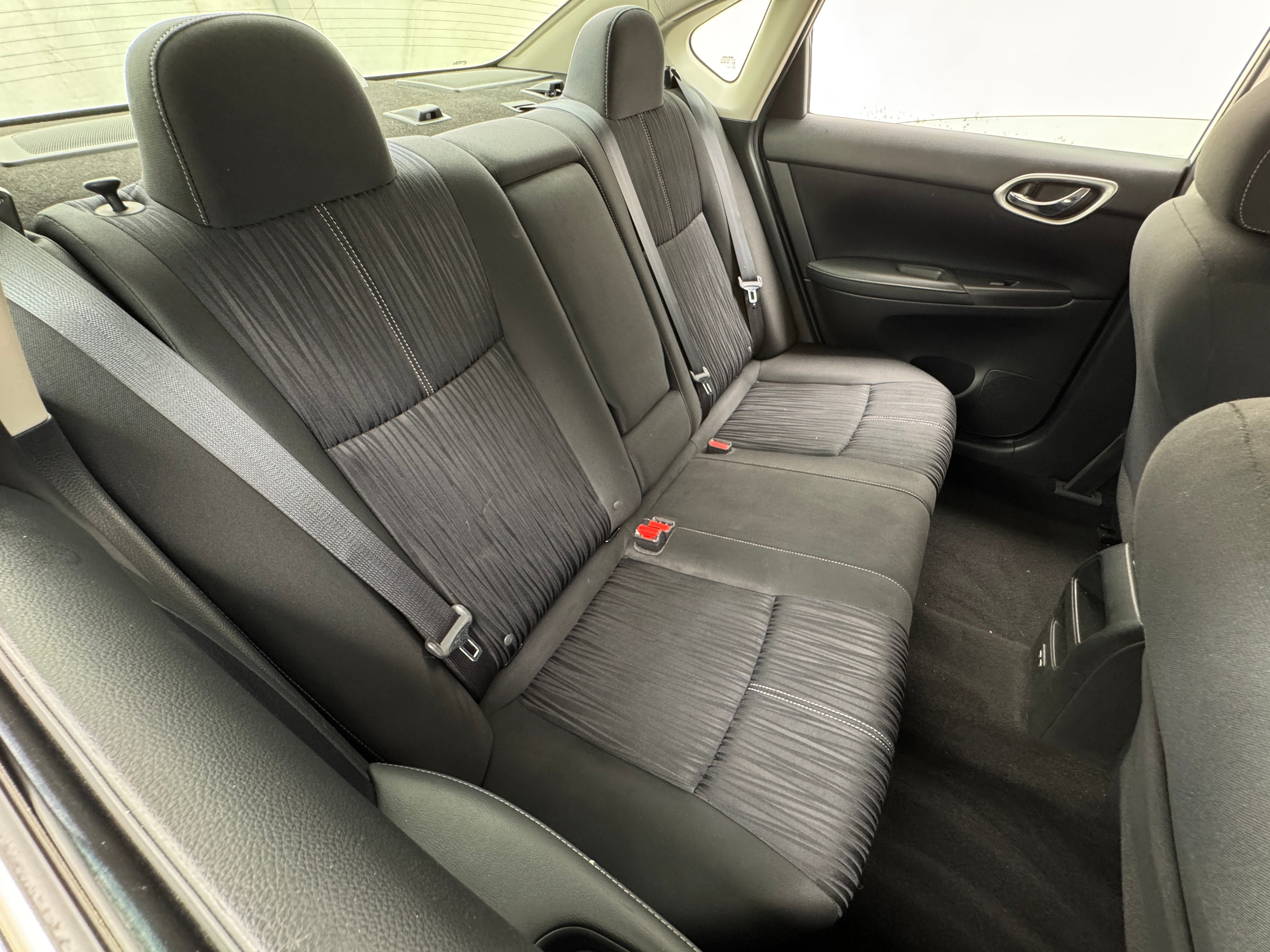 2018 Nissan Sentra SV 6
