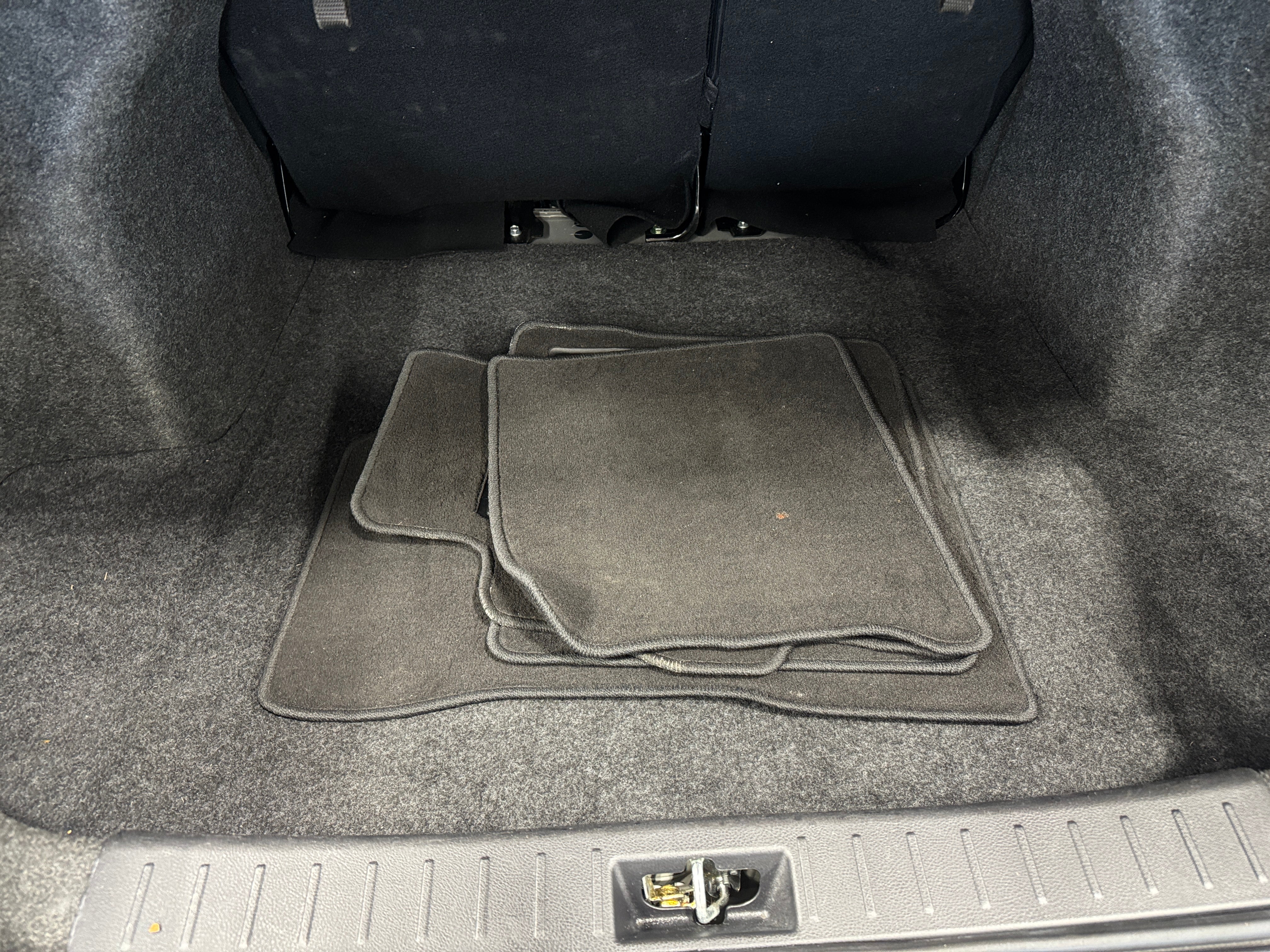 2024 Nissan Versa S 7