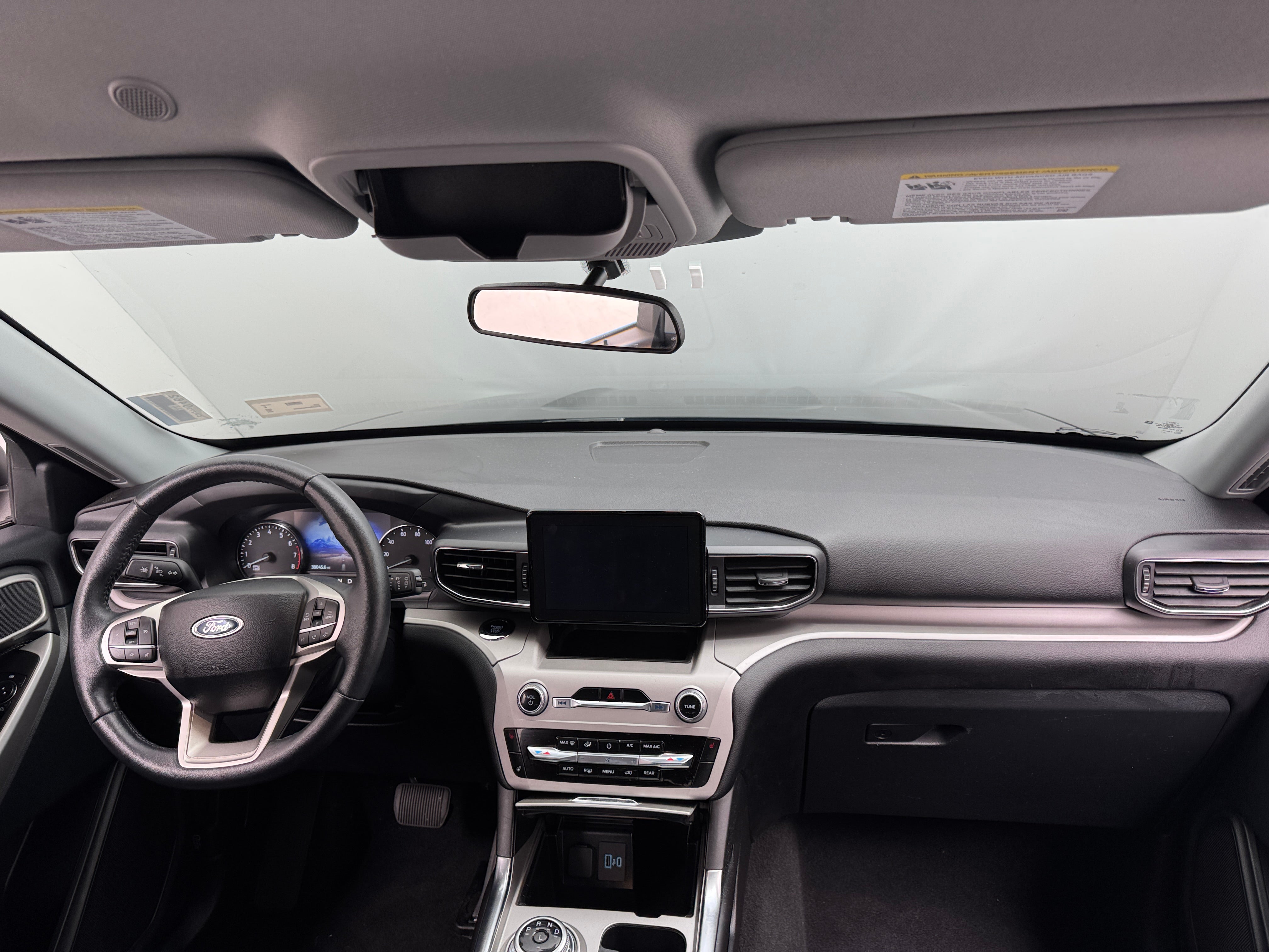 2024 Ford Explorer XLT 3