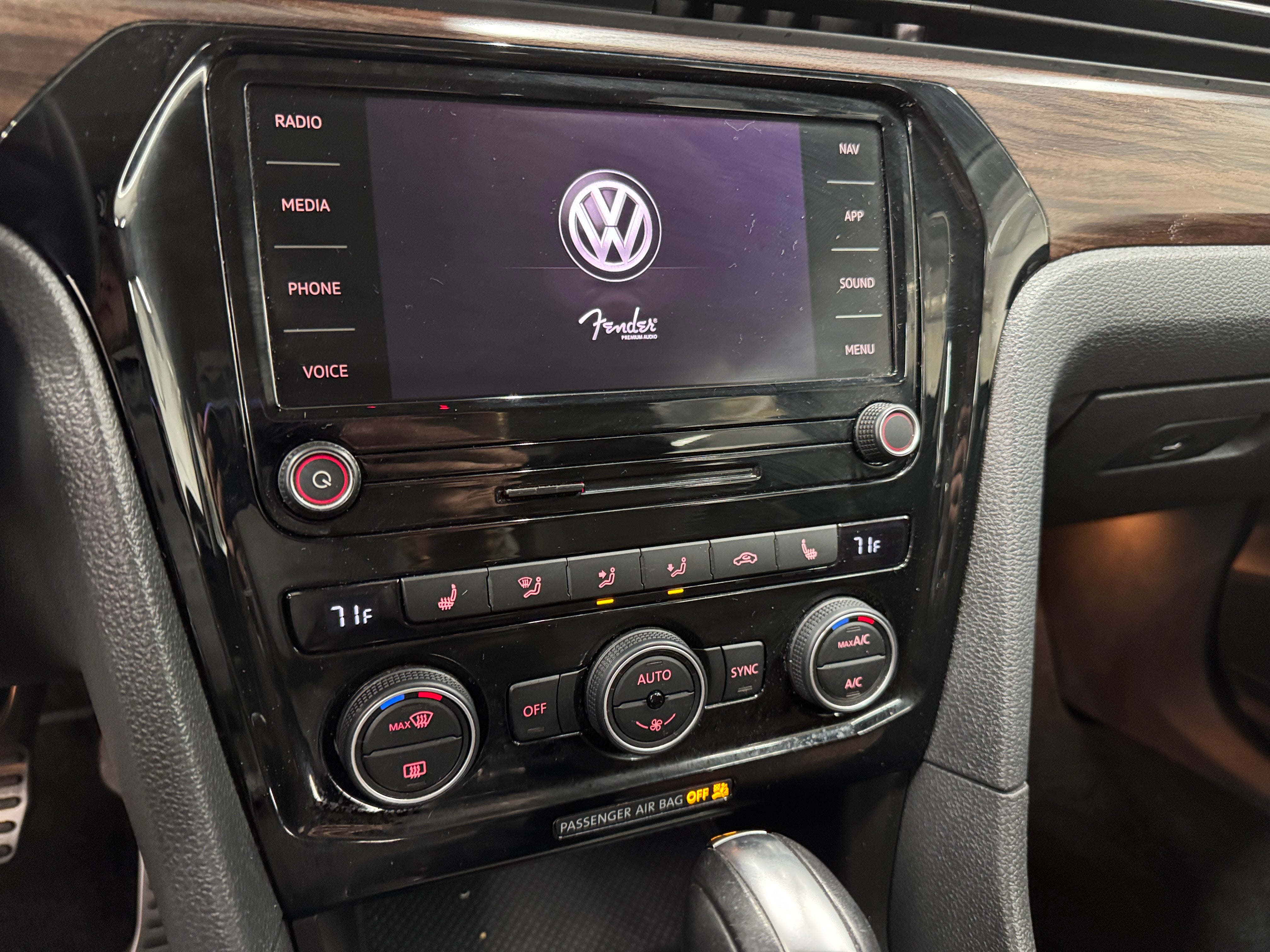 2022 Volkswagen Passat Limited Edition 3