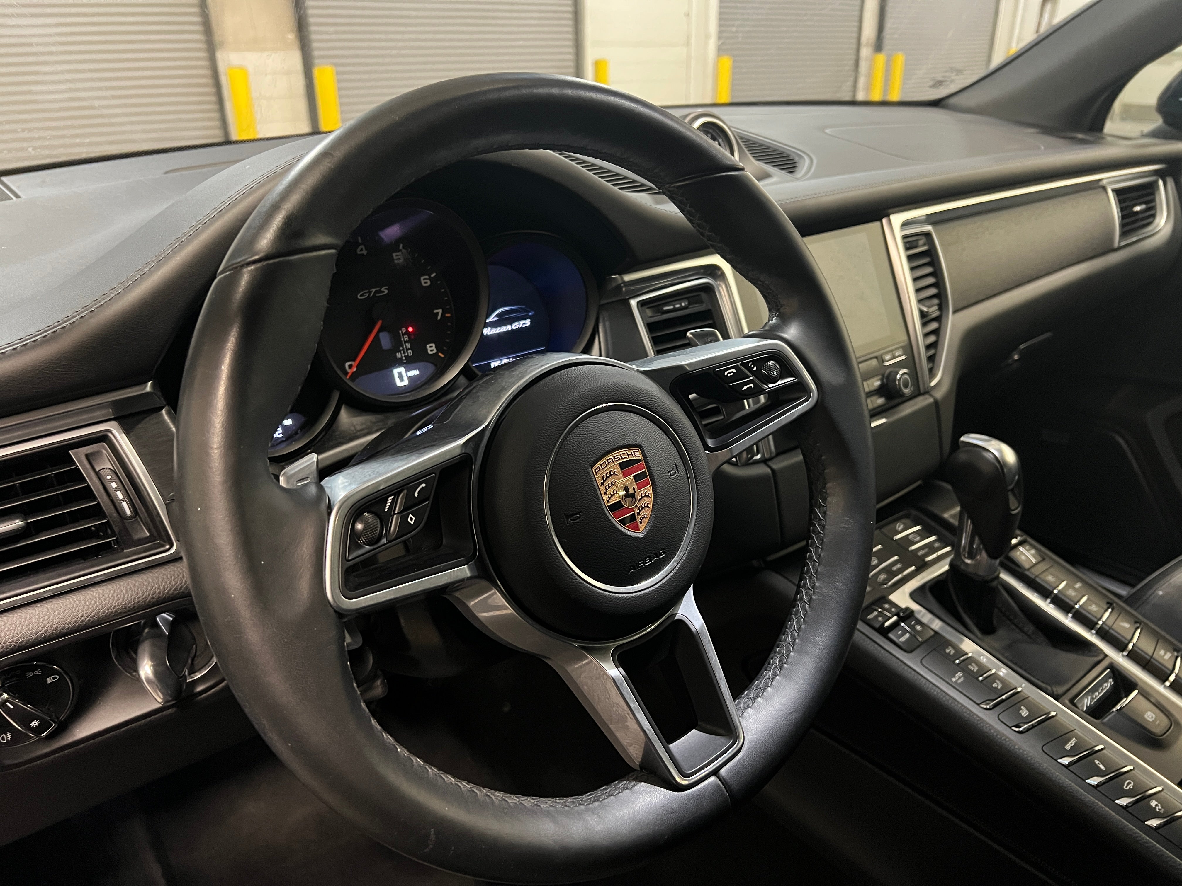 2017 Porsche Macan GTS 4