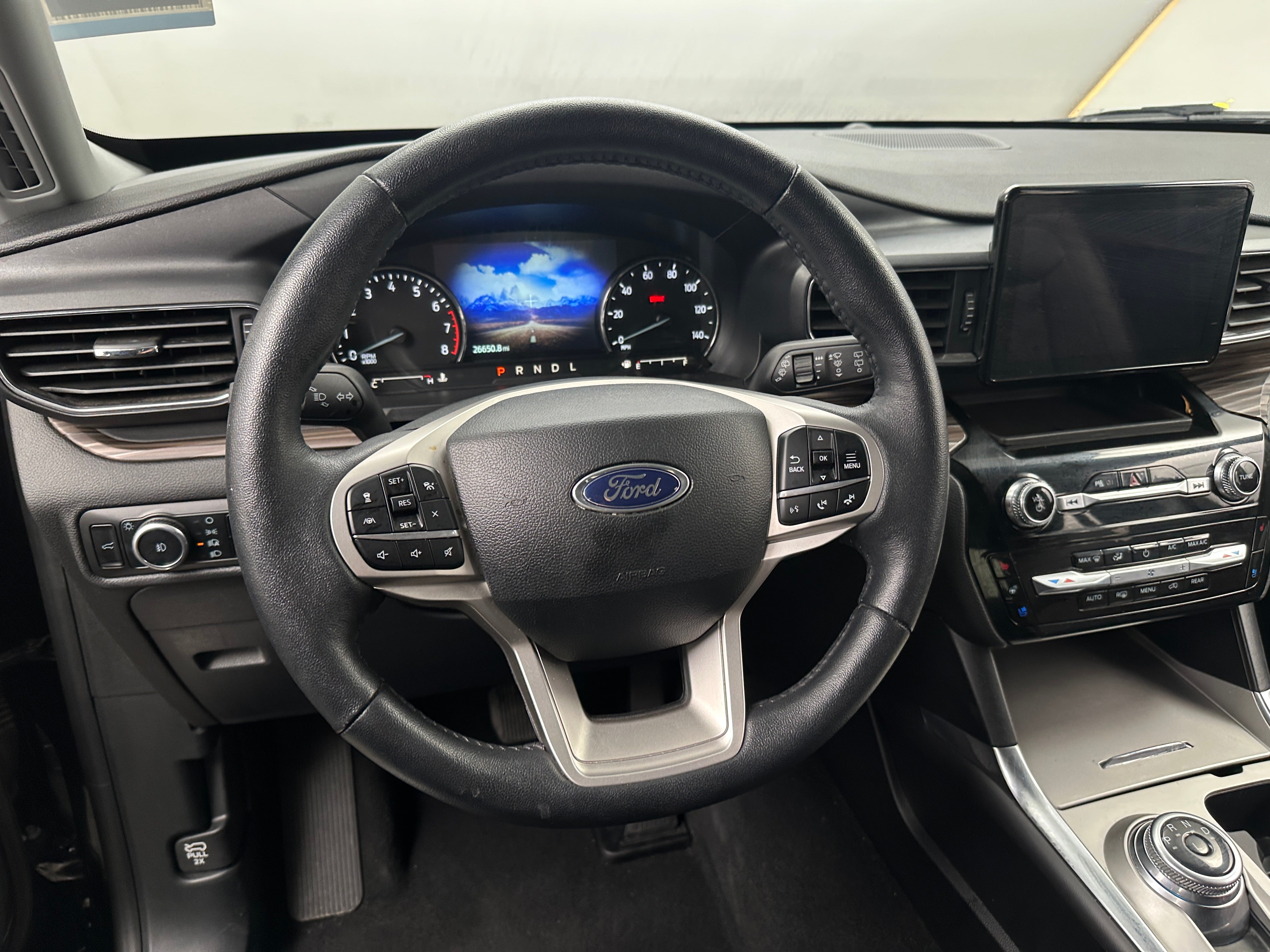 2024 Ford Explorer Limited 4