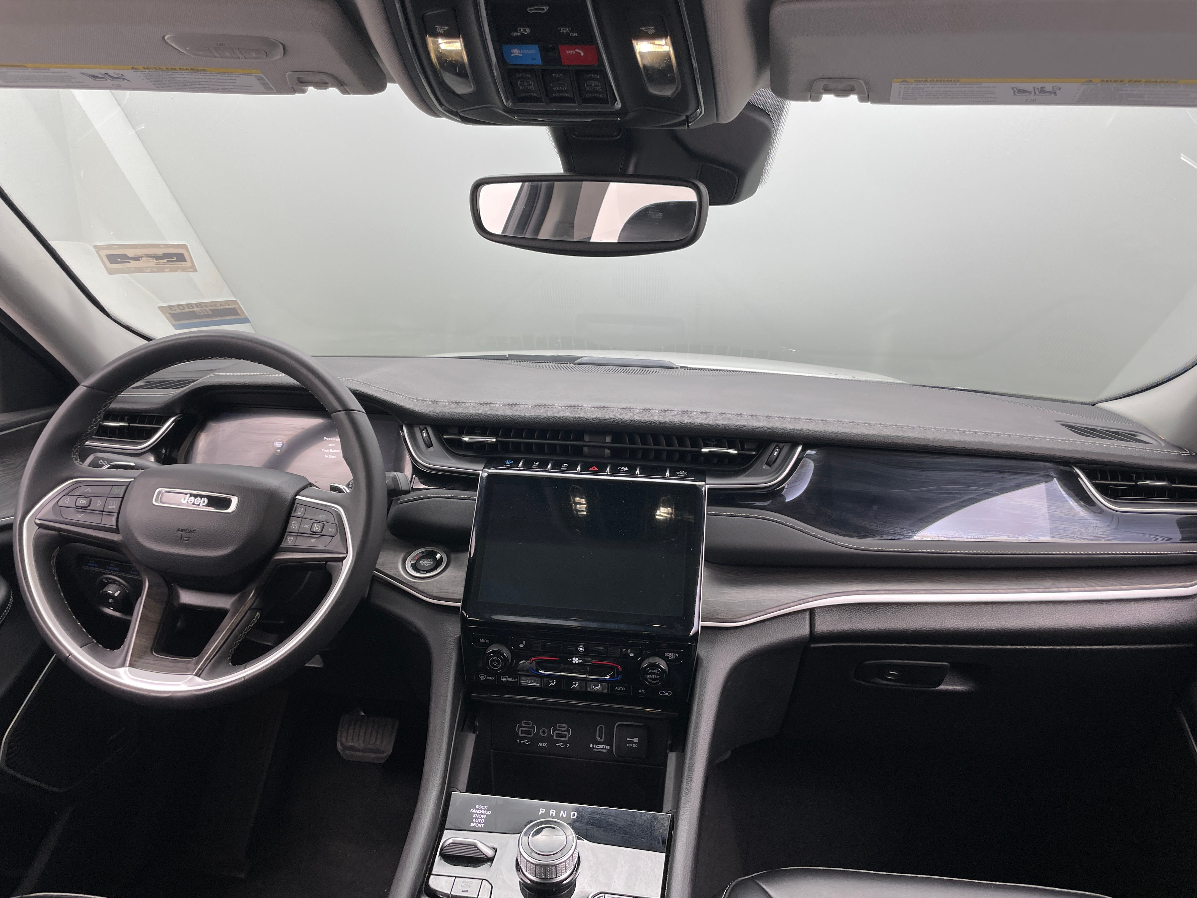 2023 Jeep Grand Cherokee SE 2