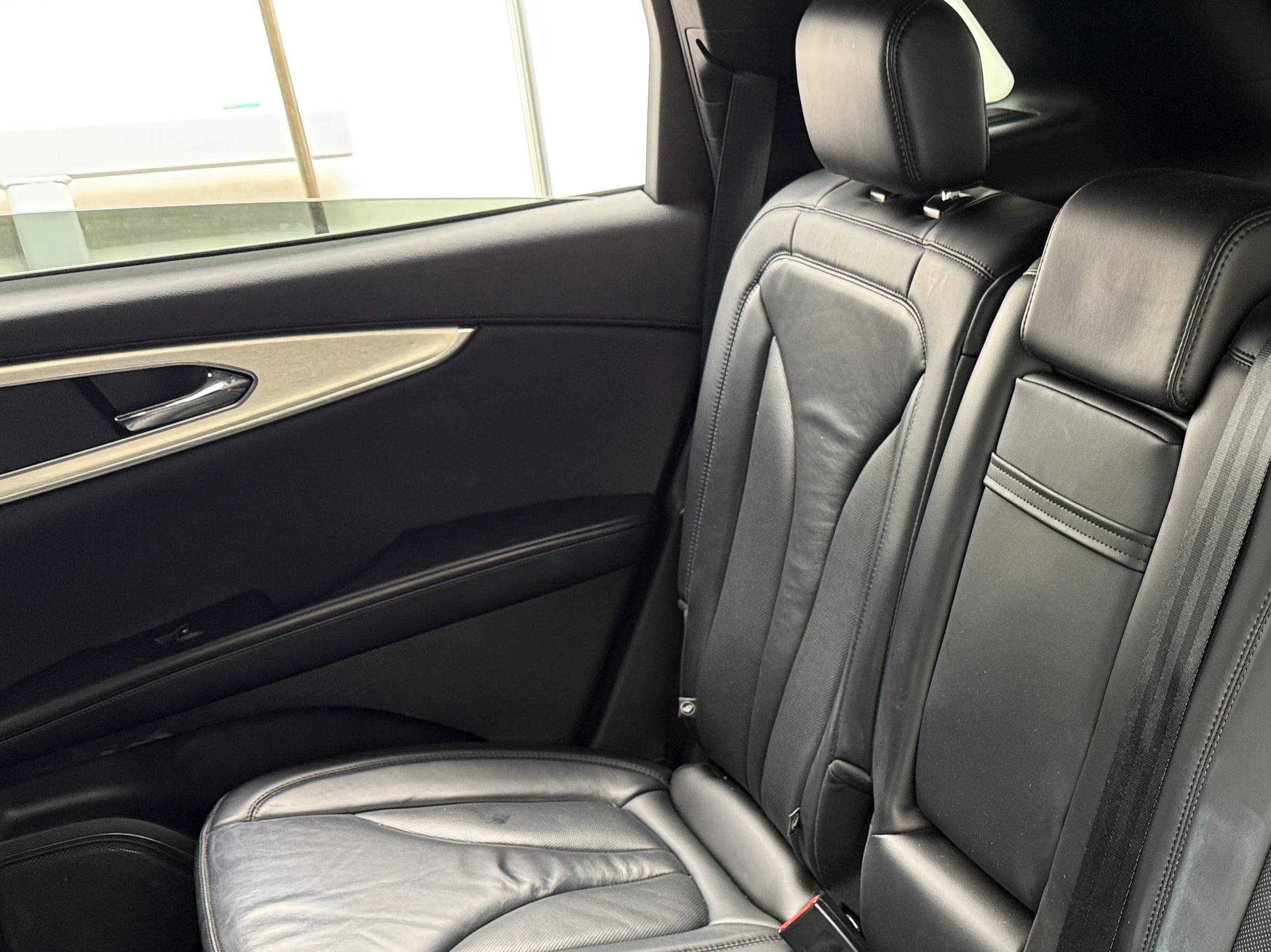 2020 Lincoln Nautilus  5