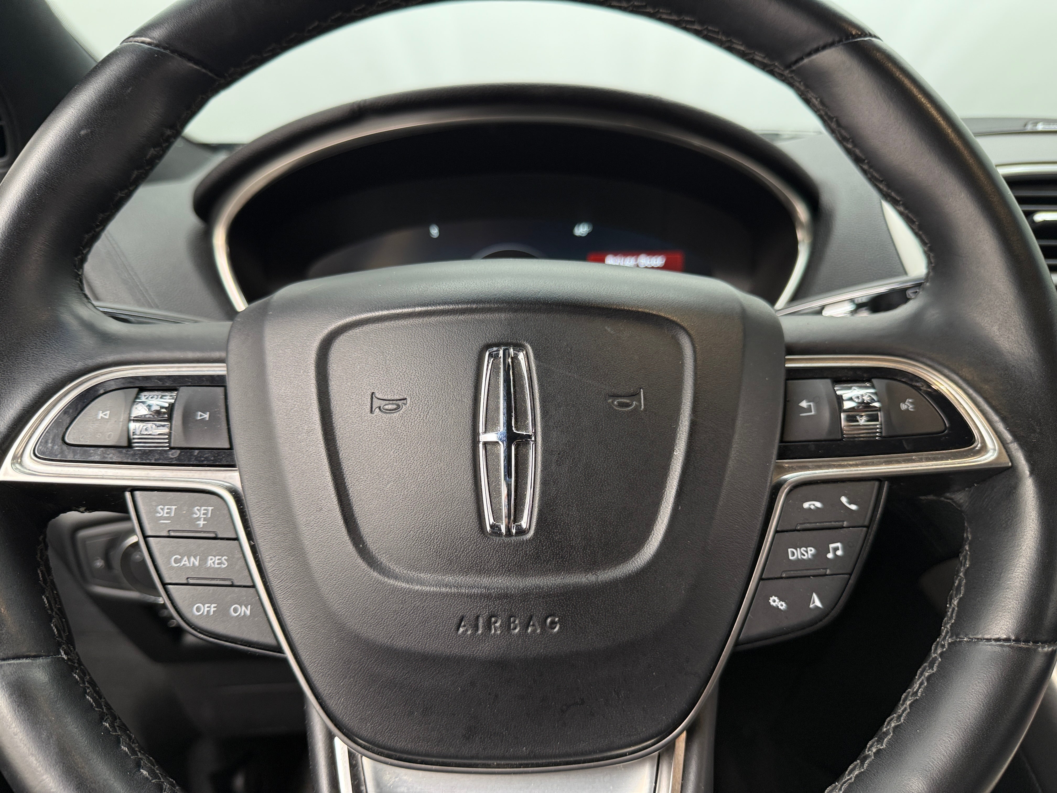 2020 Lincoln Nautilus  4