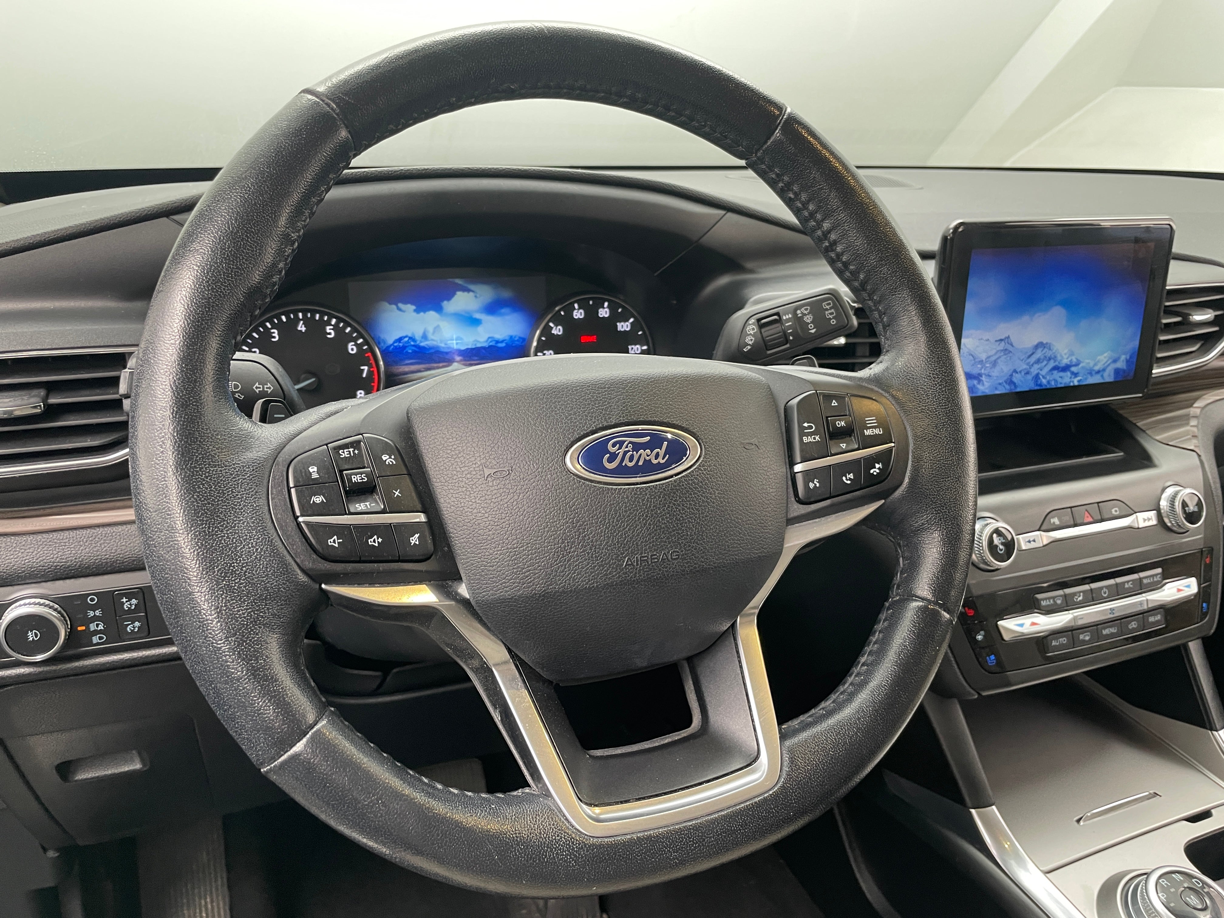 2020 Ford Explorer Limited 4
