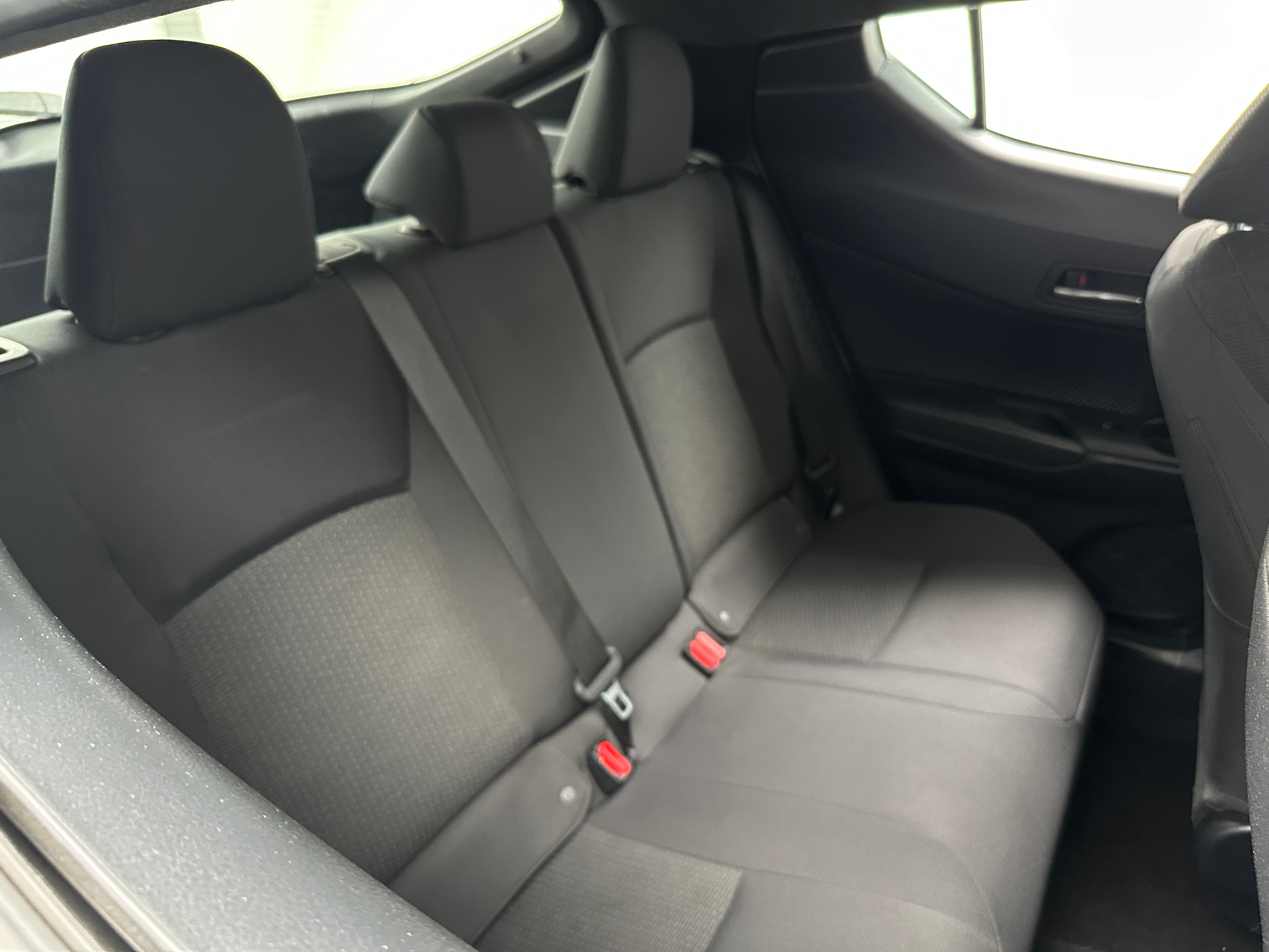 2018 Toyota C-HR XLE 6