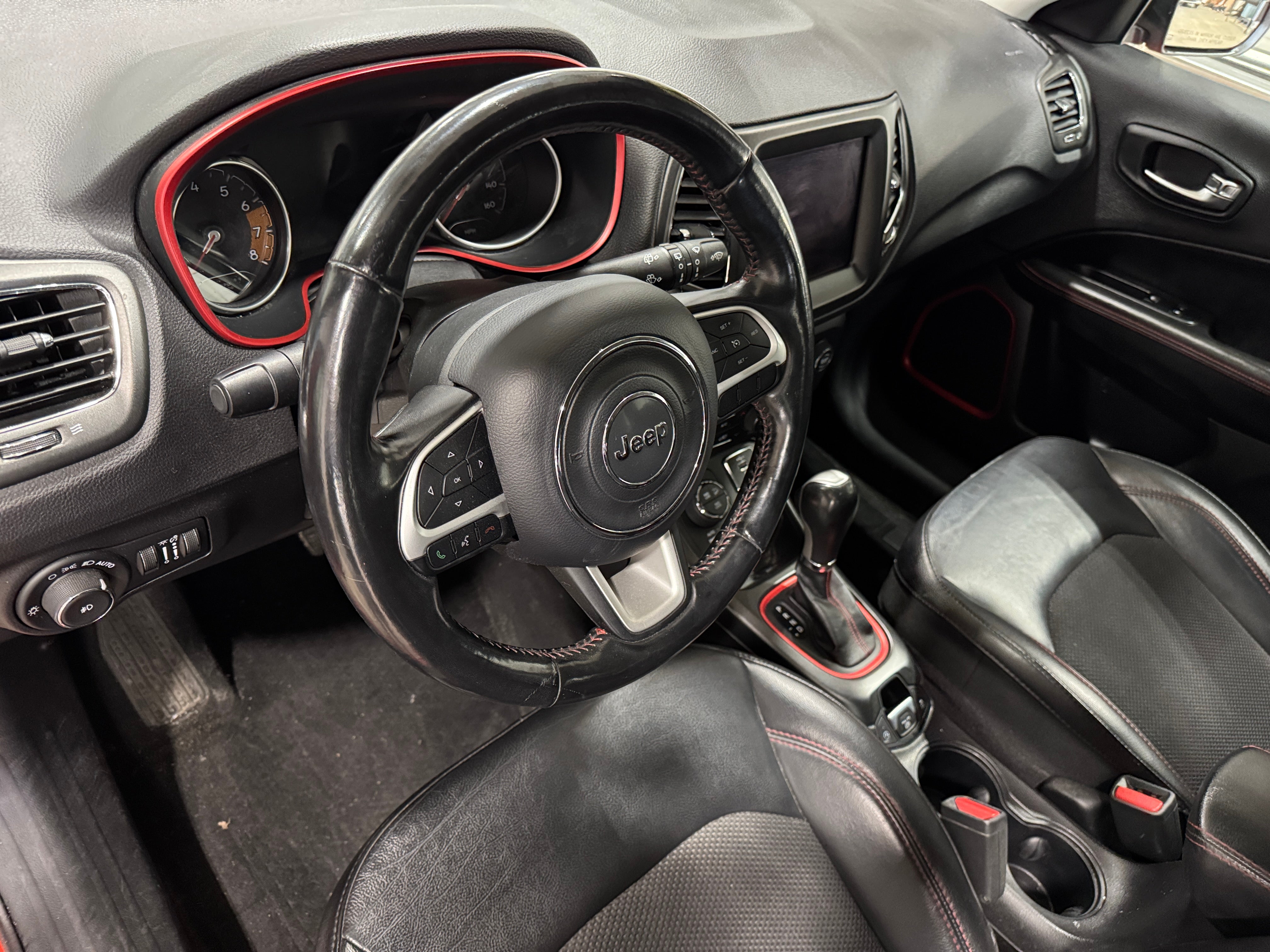 2019 Jeep Compass Trailhawk 2