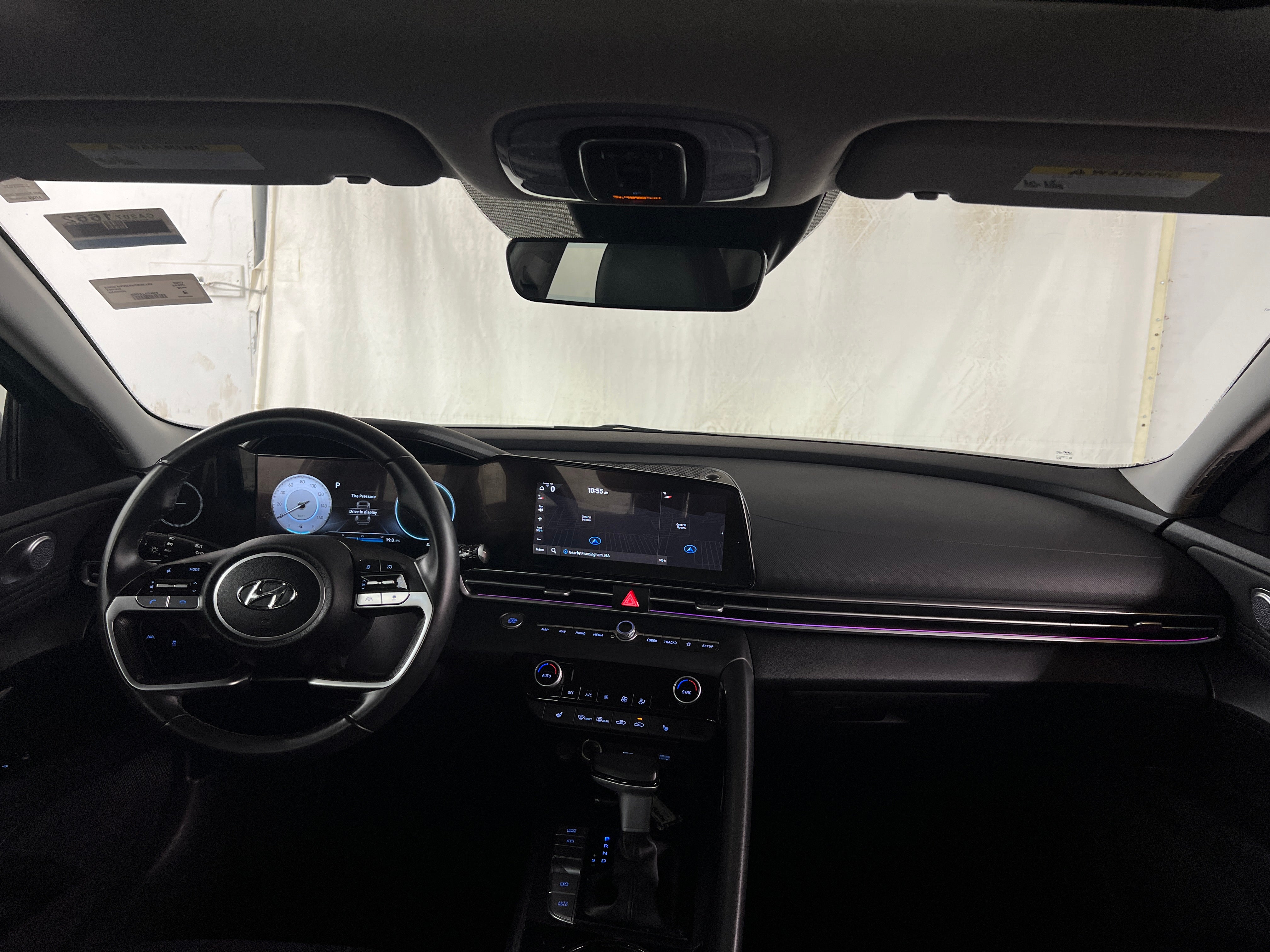 2023 Hyundai Elantra Limited Edition 2