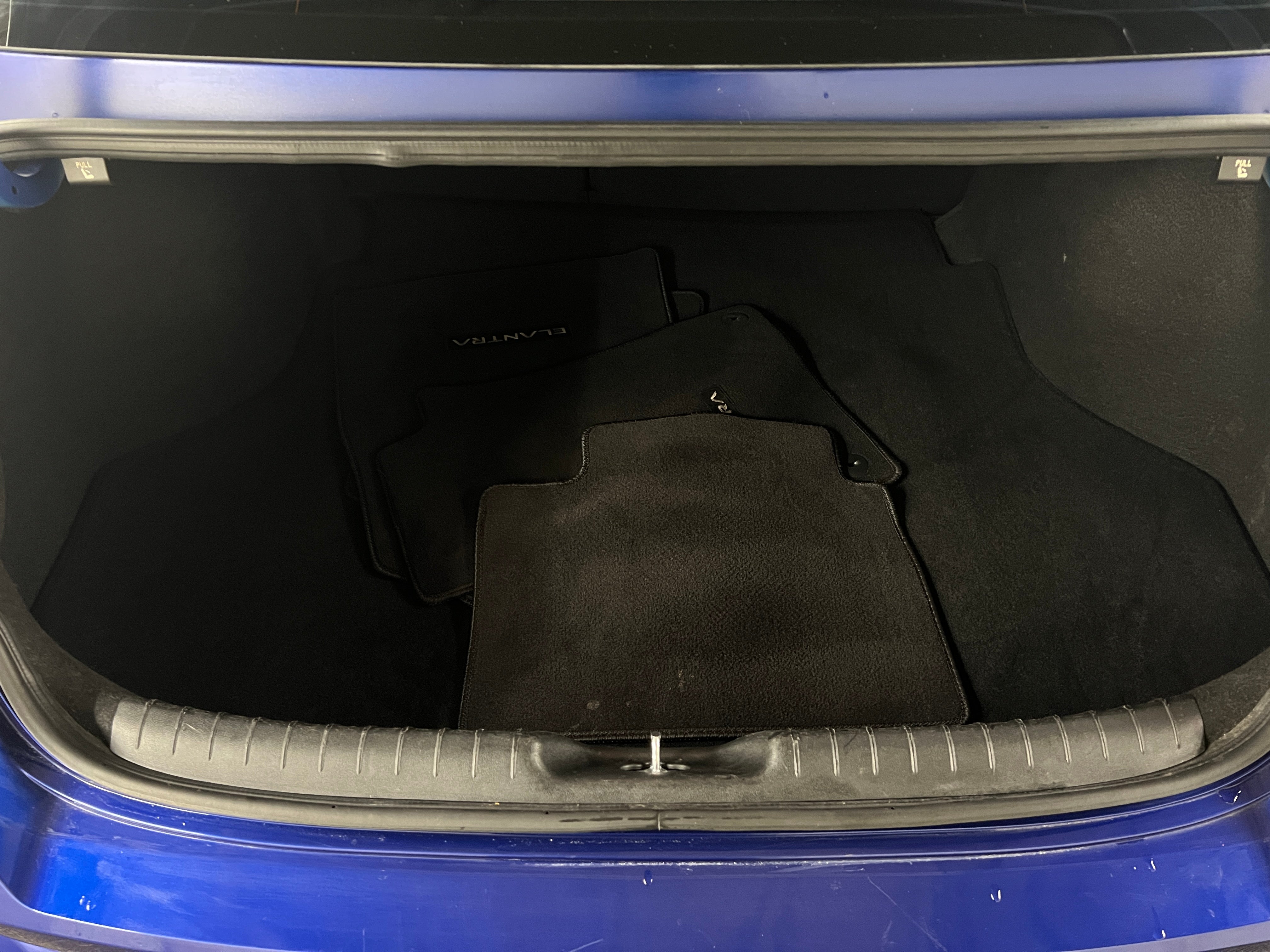 2023 Hyundai Elantra Limited Edition 6