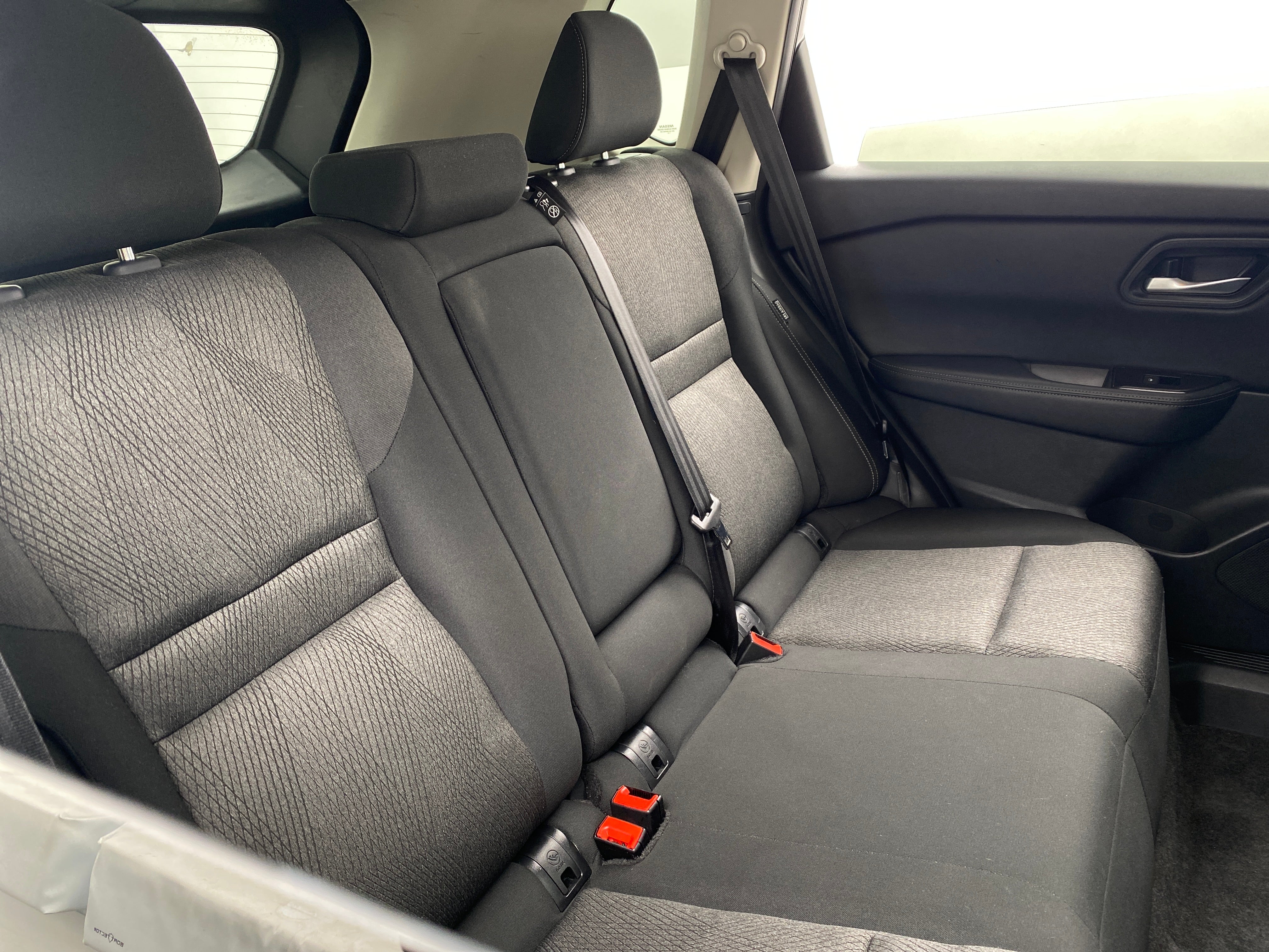 2024 Nissan Rogue SV 6