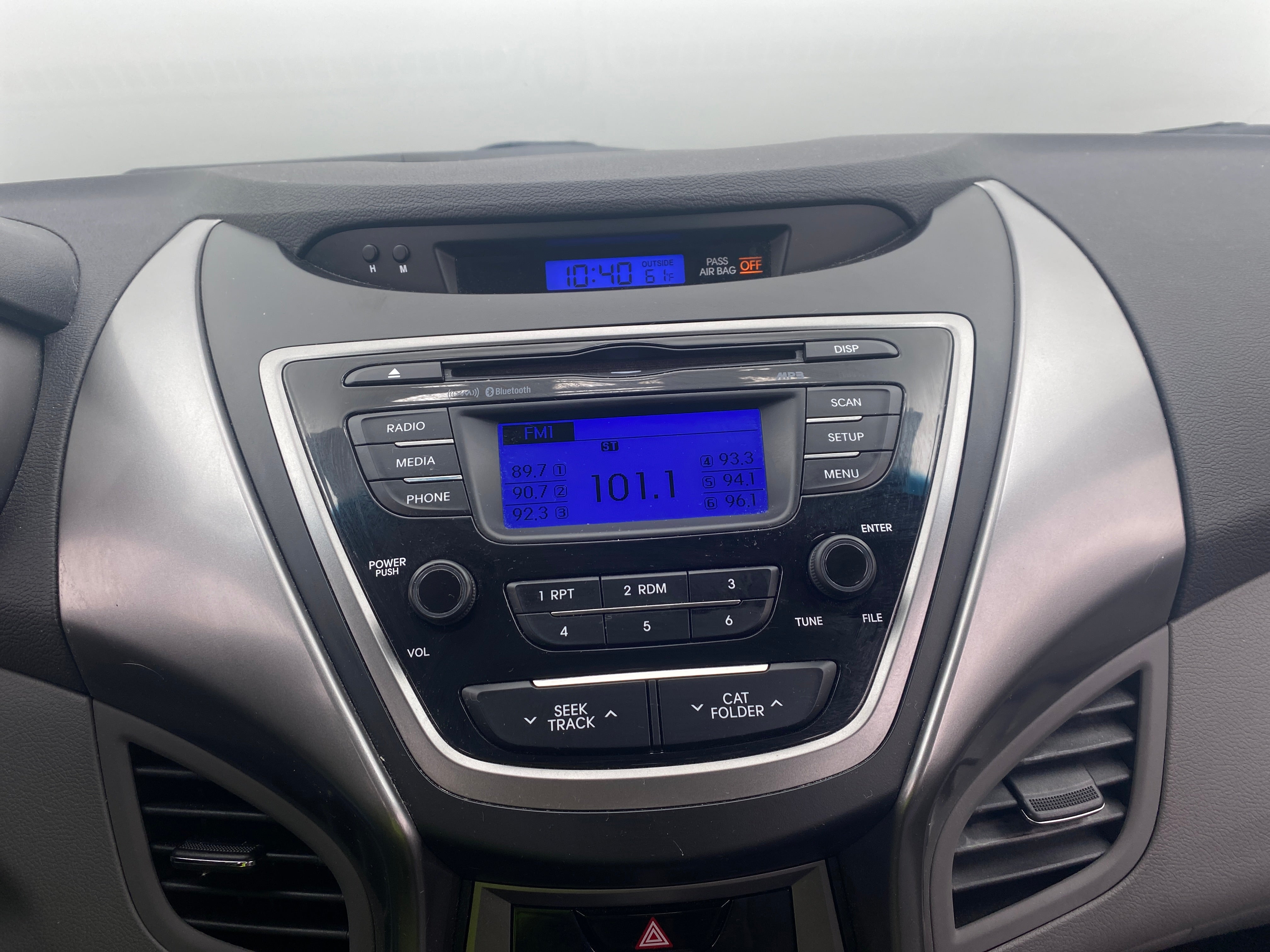 2013 Hyundai Elantra GLS 4