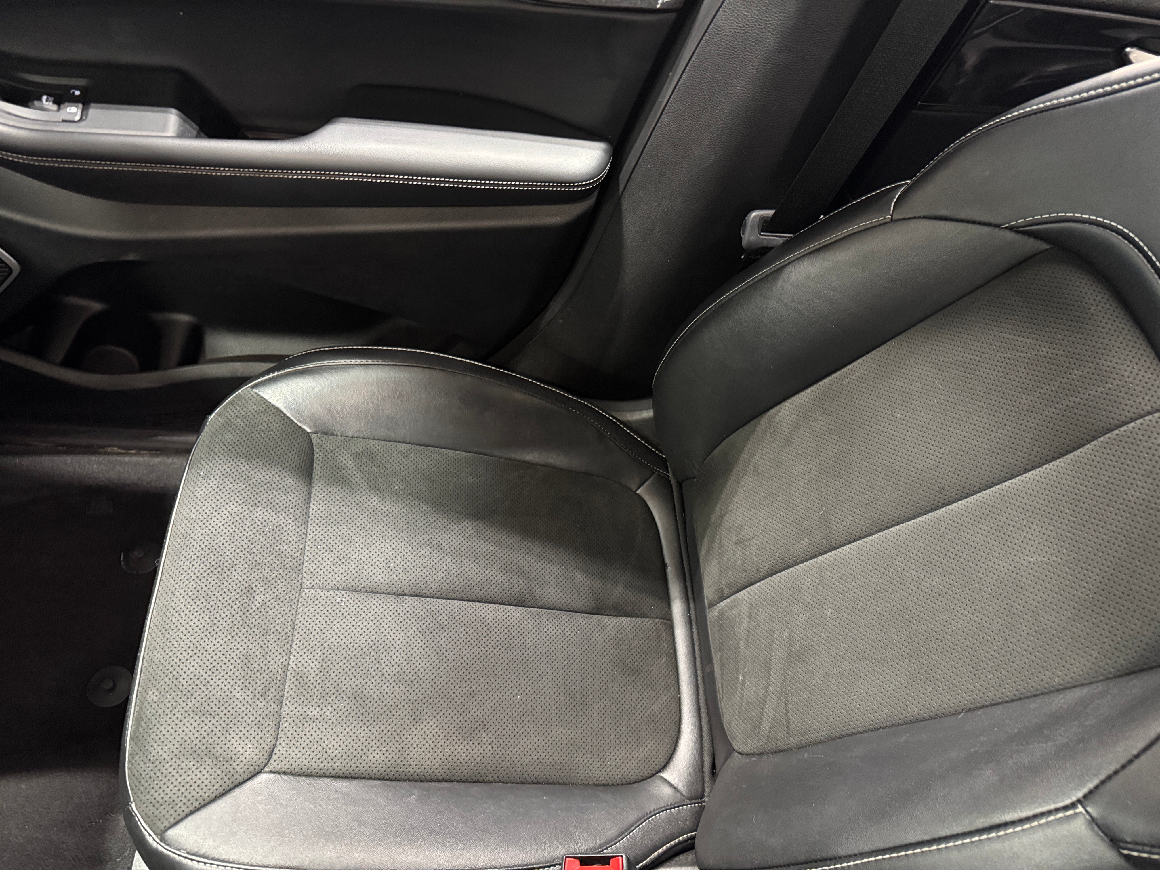 2022 Jeep Grand Cherokee L Altitude 2