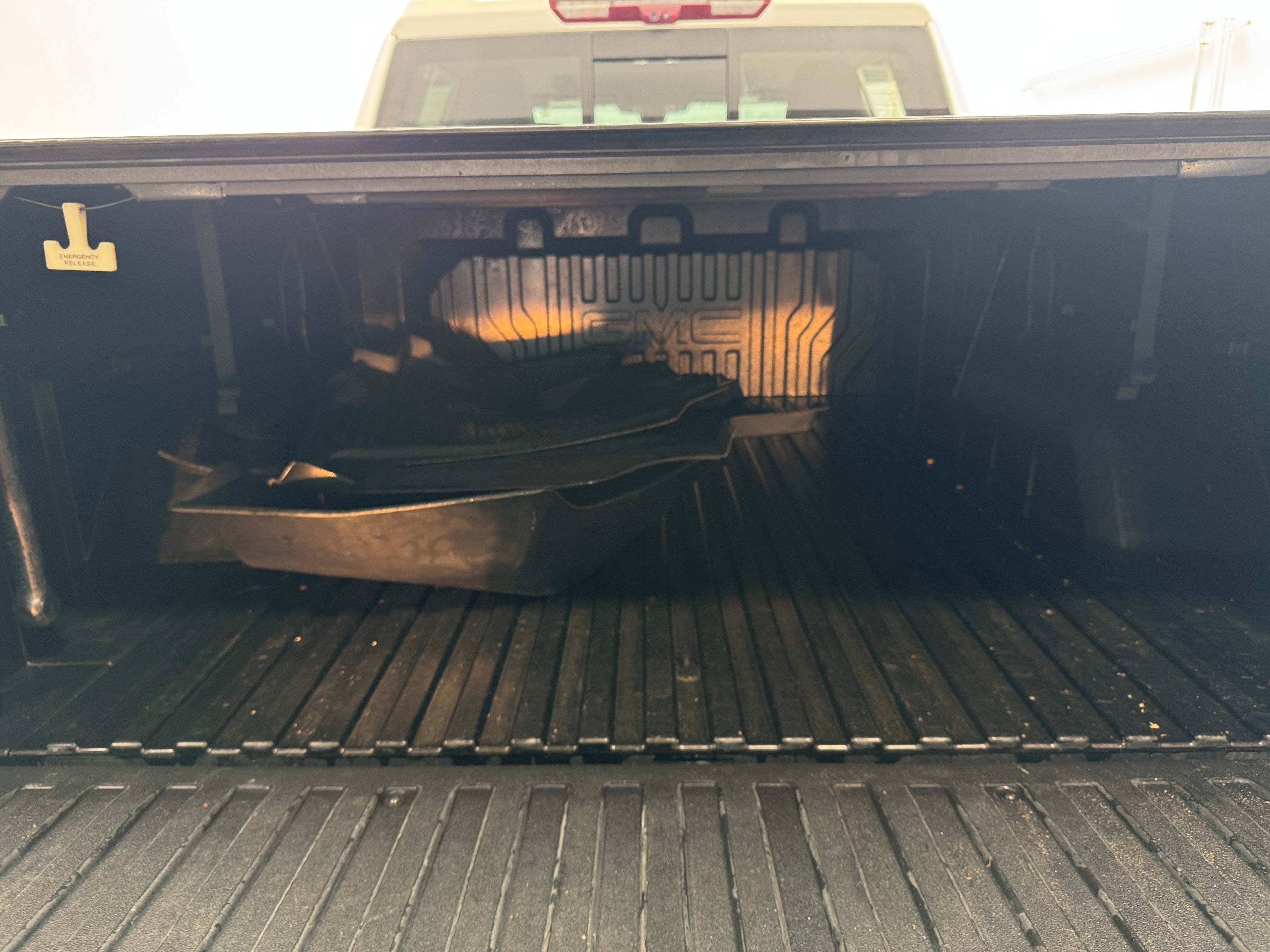 2022 GMC Sierra 1500 AT4 6