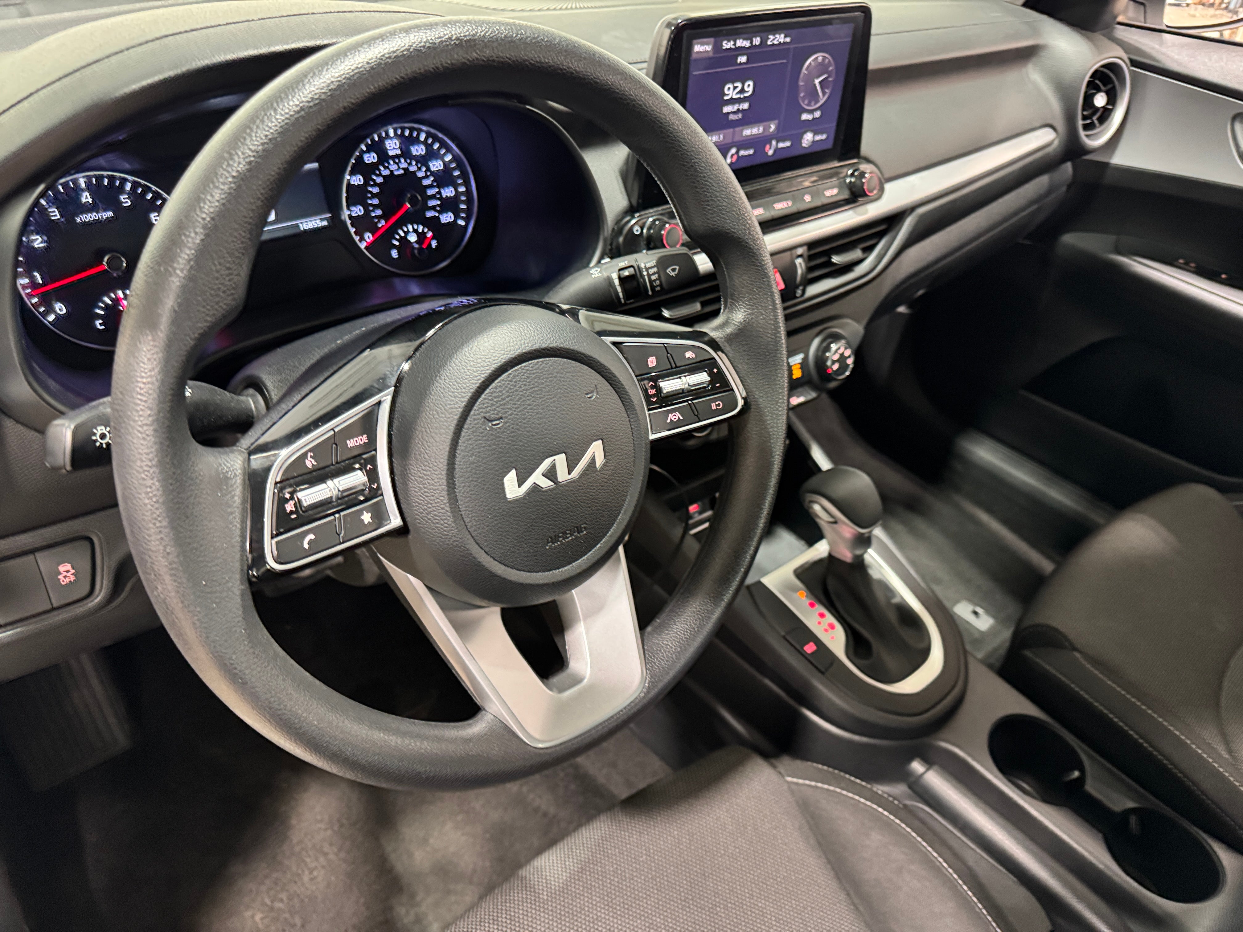 2024 Kia Forte LXS 3