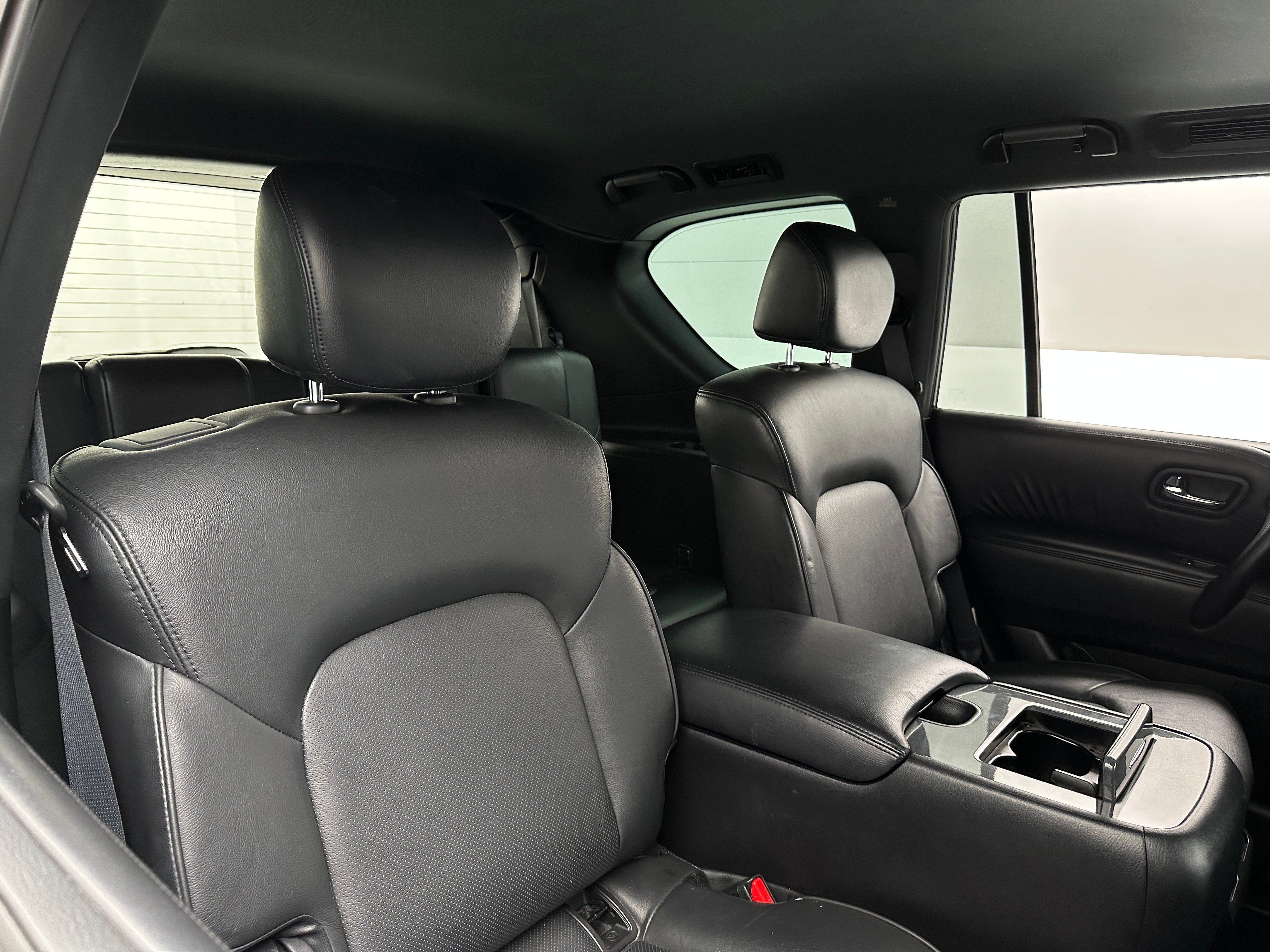 2023 Nissan Armada SL 5