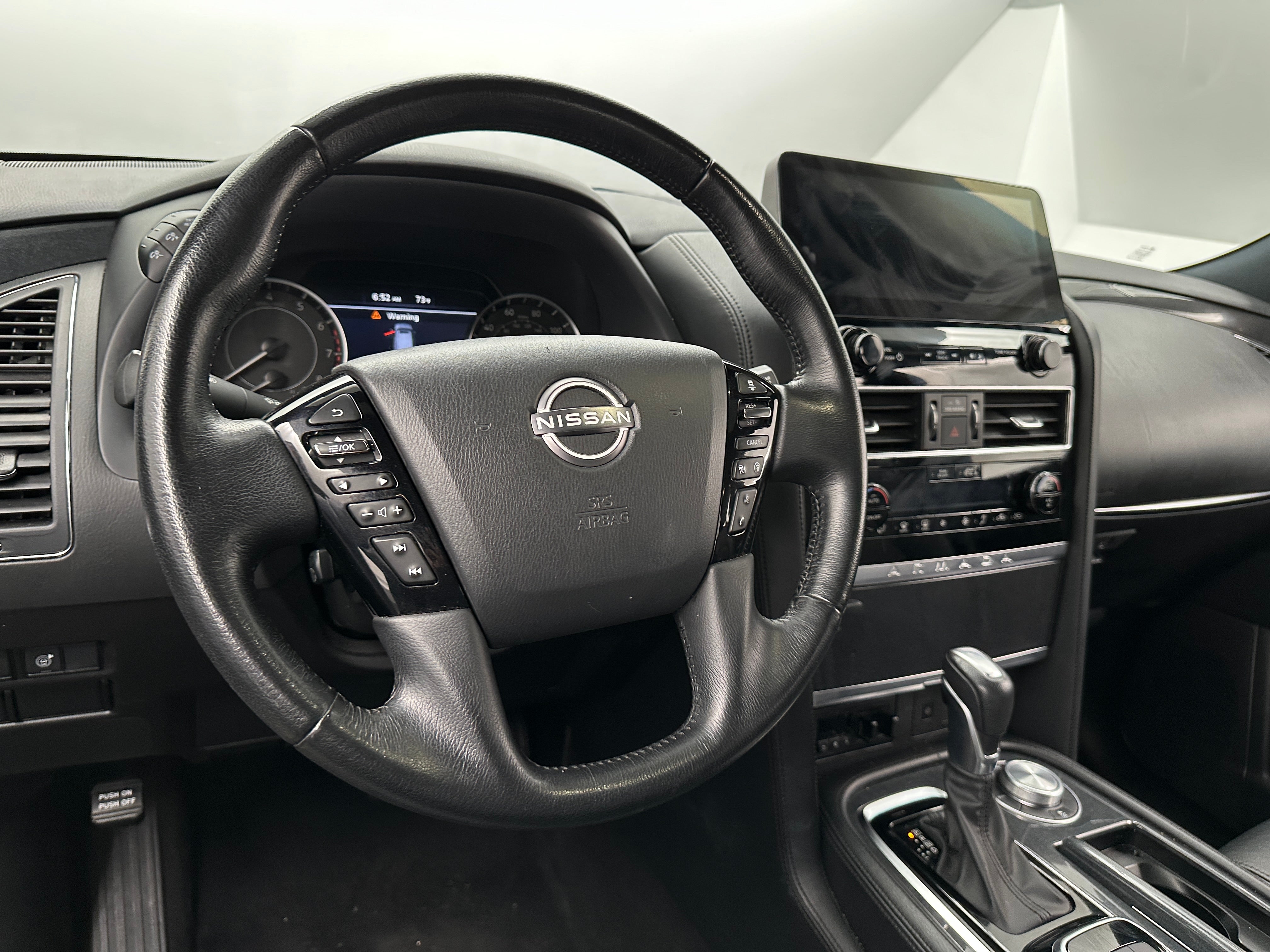 2023 Nissan Armada SL 4