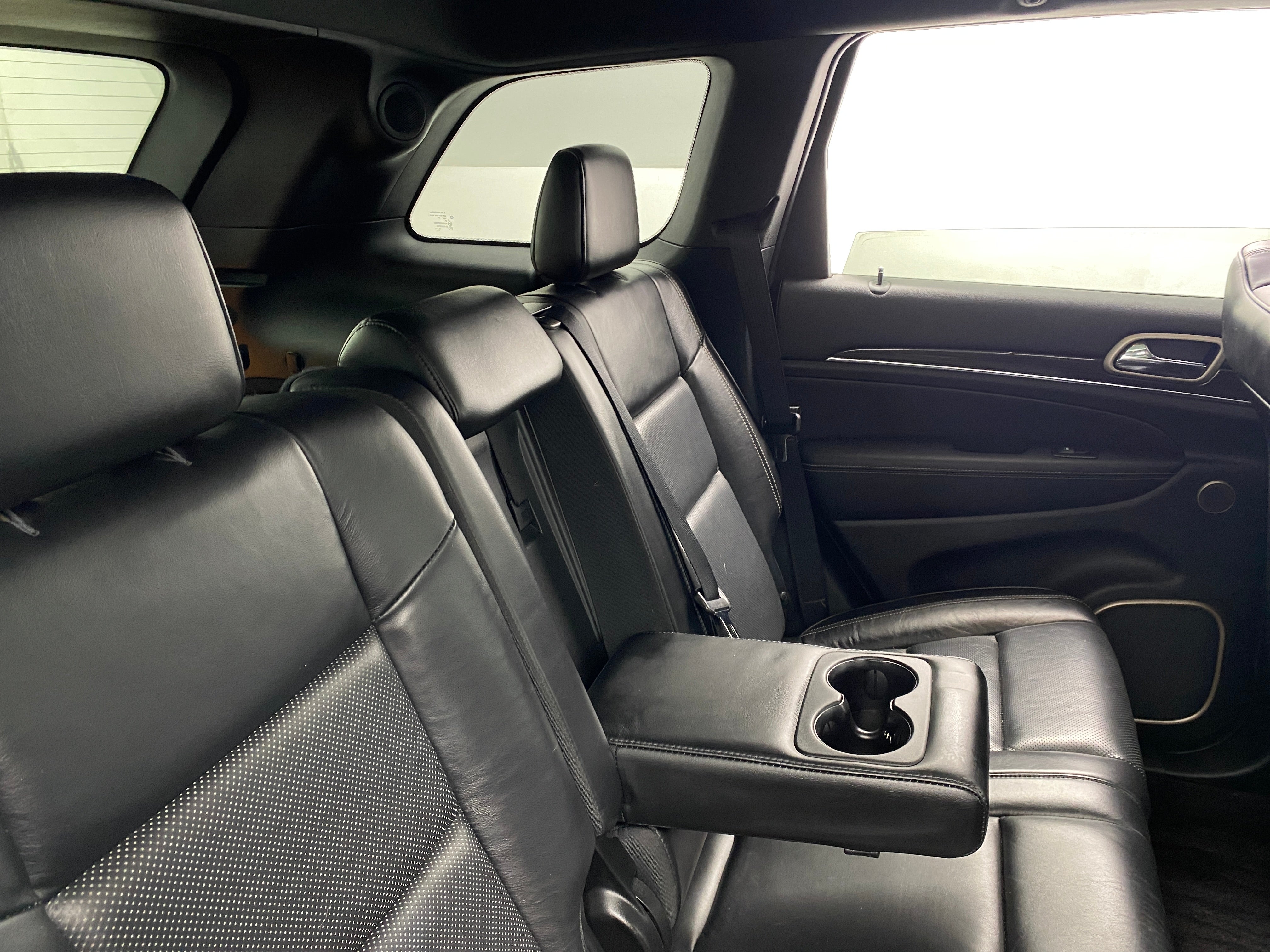 2017 Jeep Grand Cherokee Overland 5