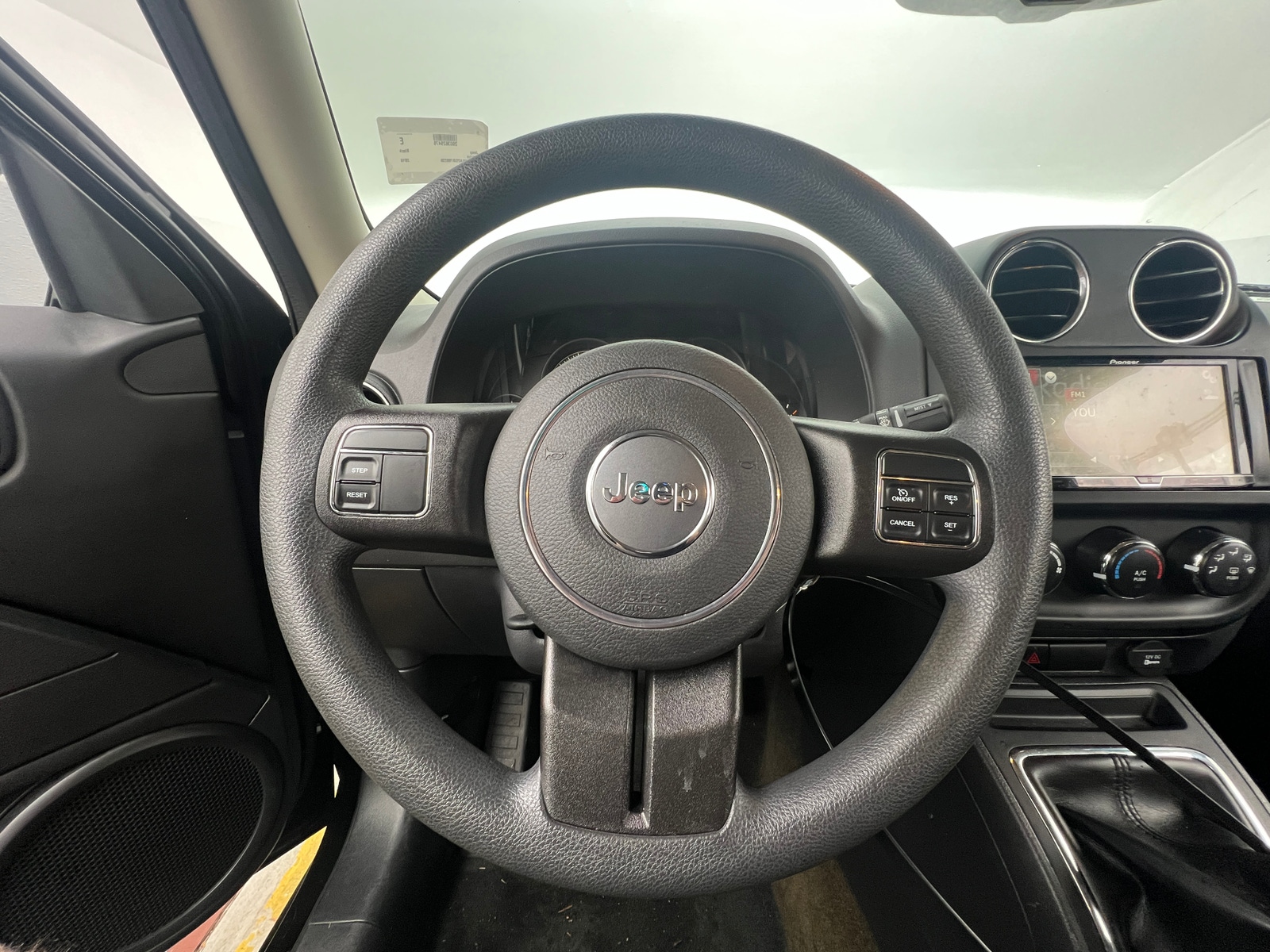 Thumbnail: 2016 Jeep Patriot - 5
