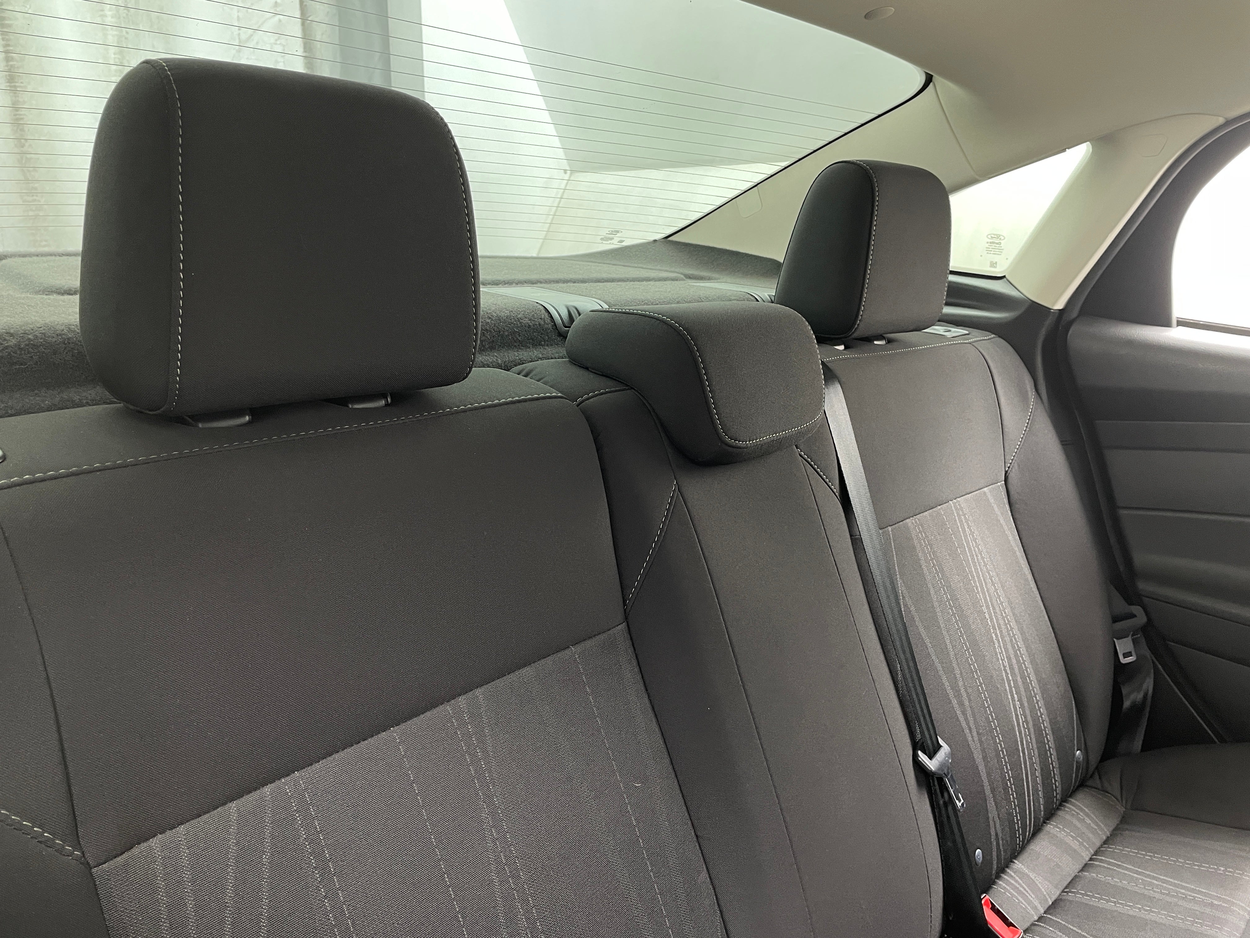 2017 Ford Focus SE 6