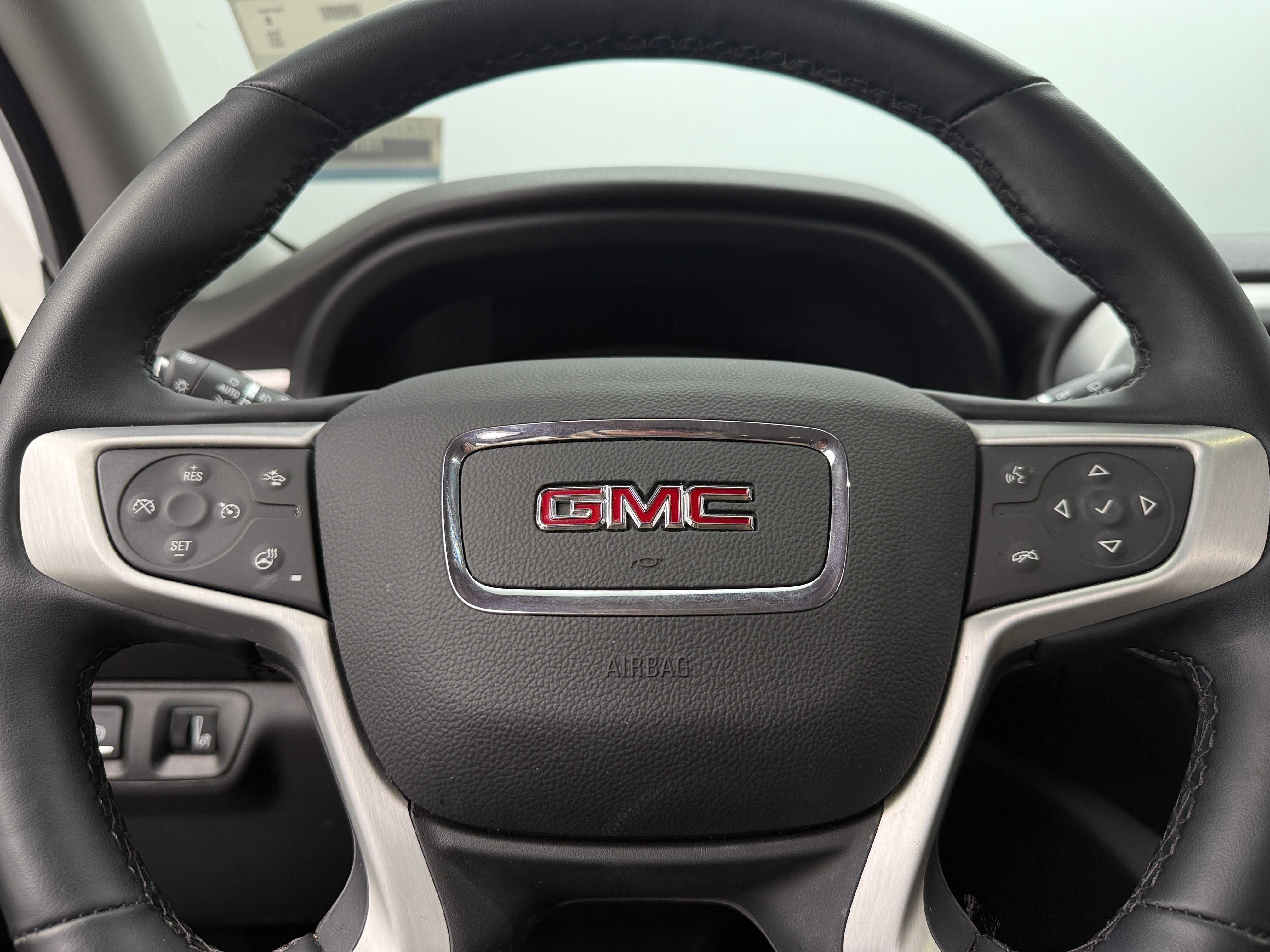 2023 GMC Acadia SLT 4