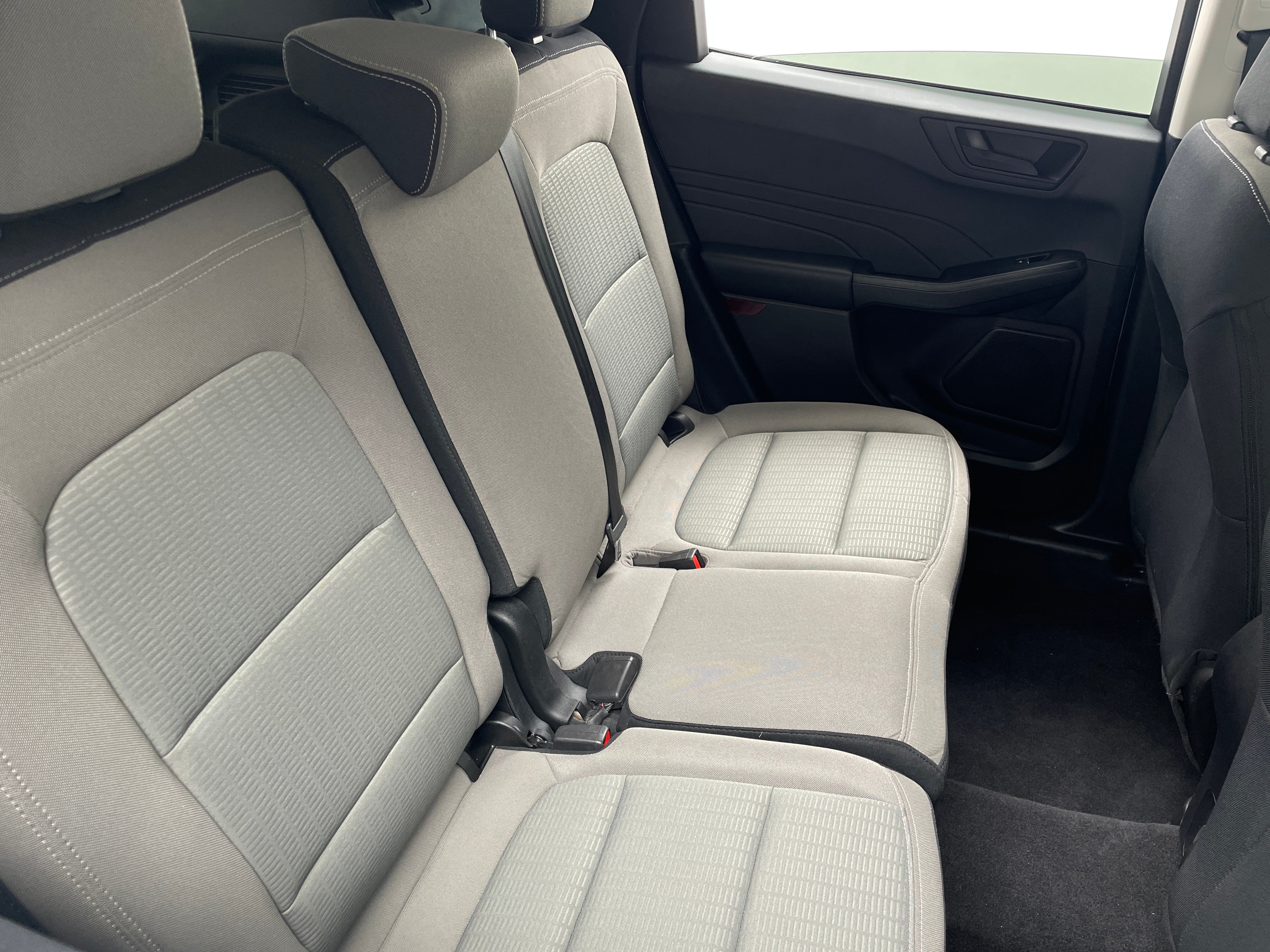 2022 Ford Escape S 6