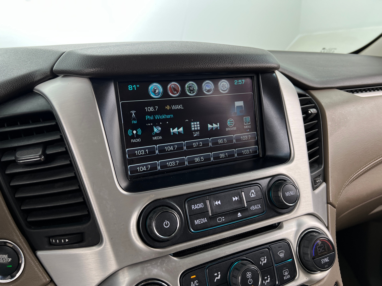 Thumbnail: 2017 GMC Yukon - 3