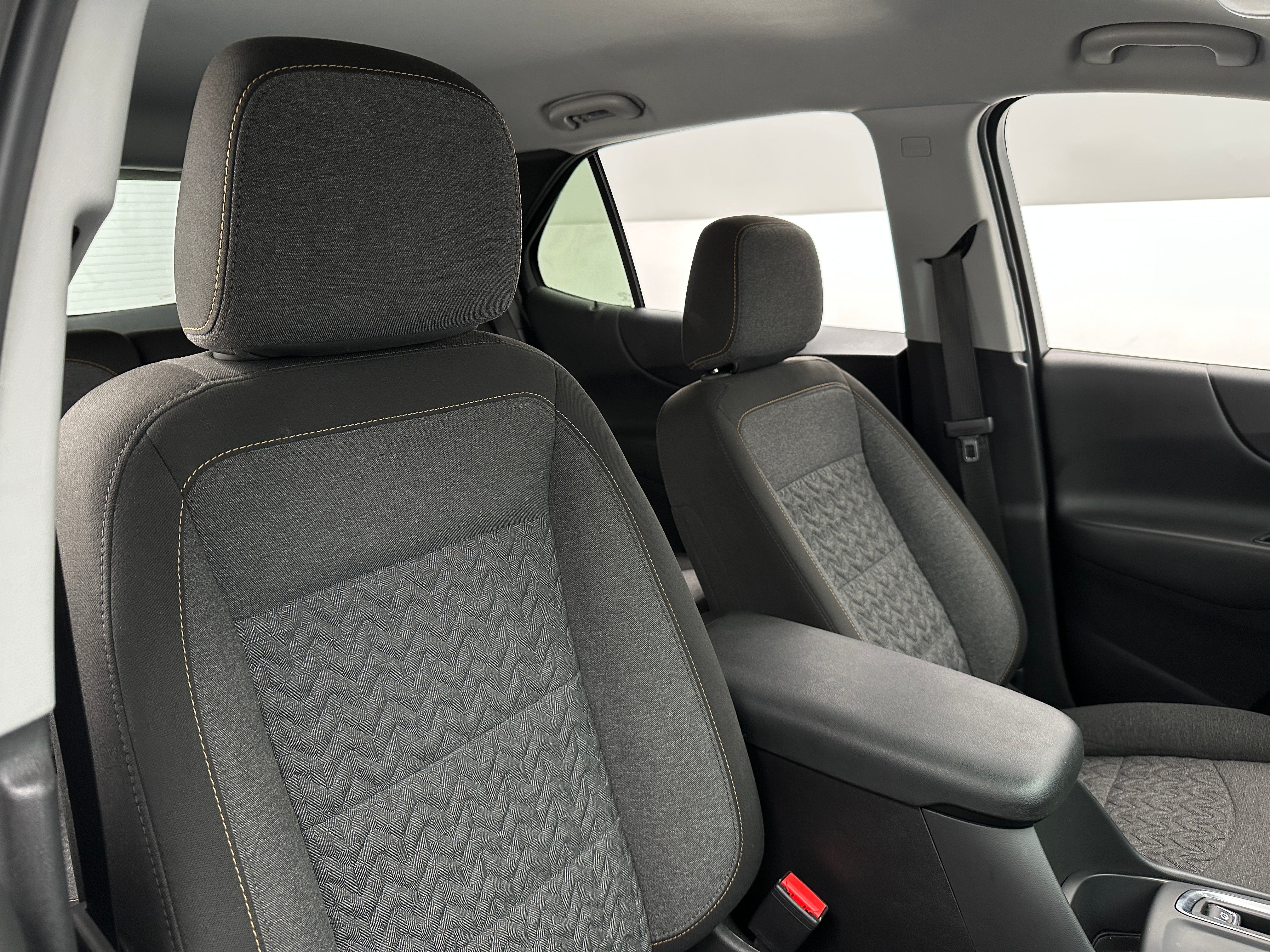 2023 Chevrolet Equinox LT 2