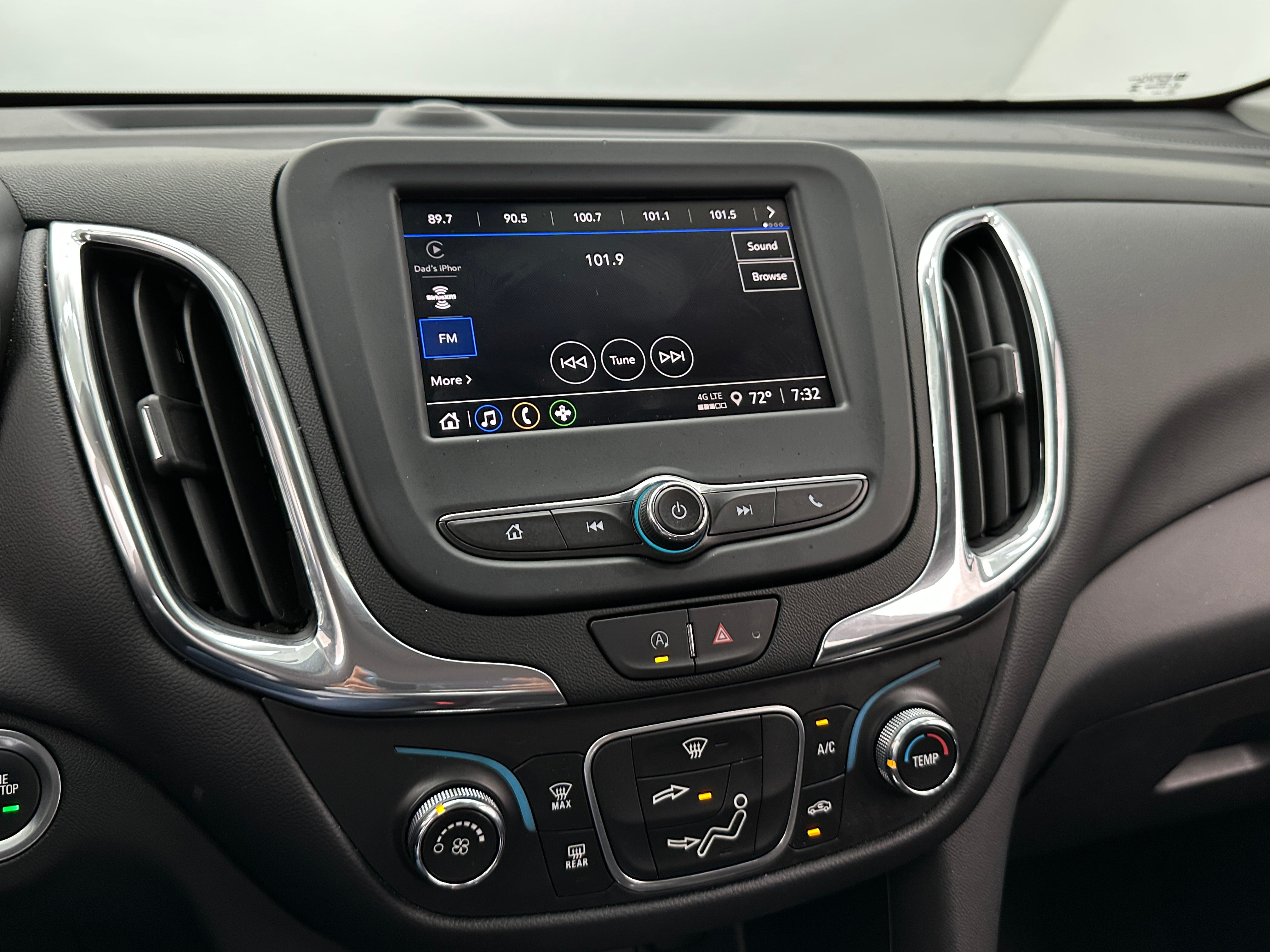 2023 Chevrolet Equinox LT 4
