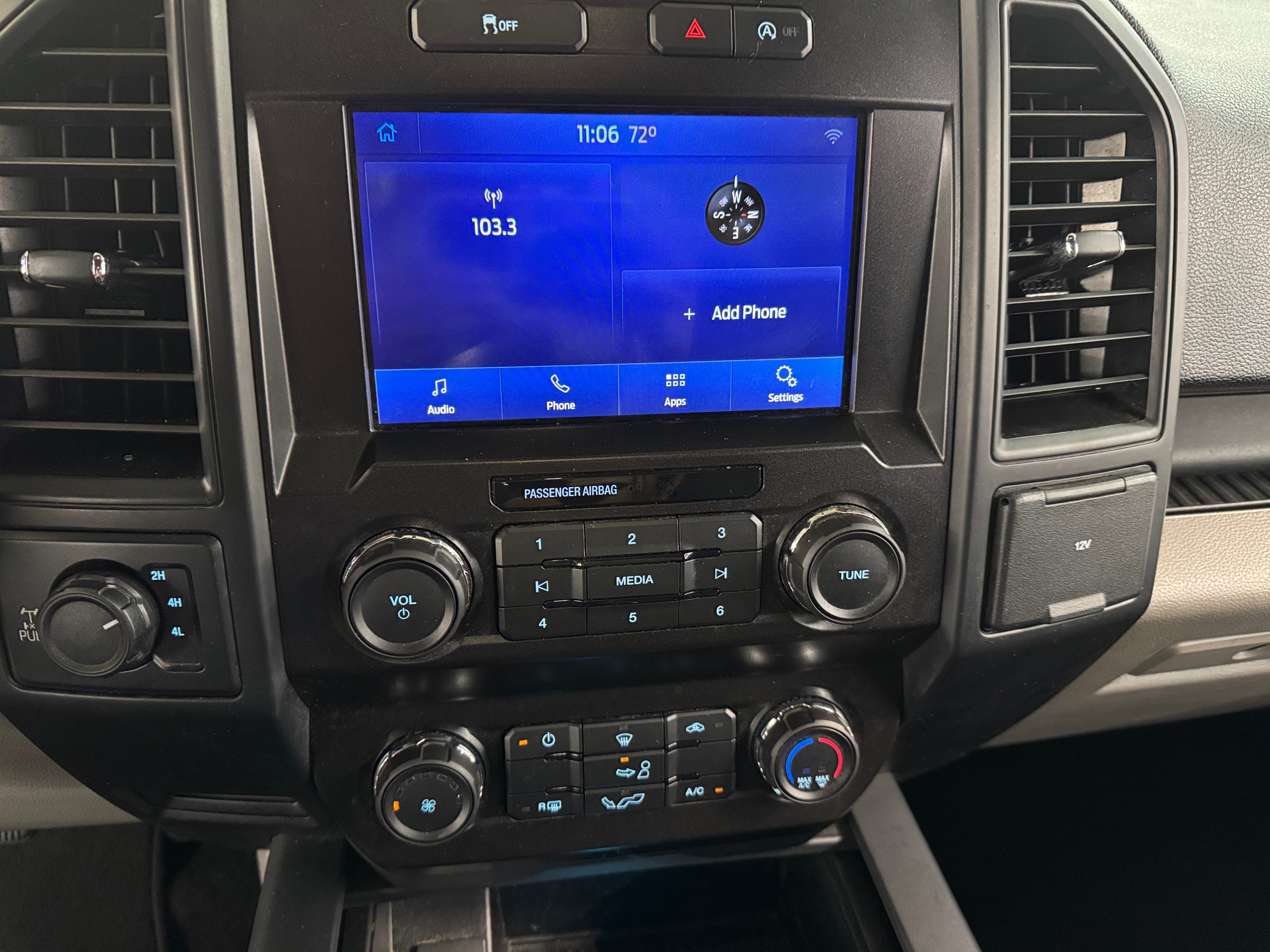 2020 Ford Econoline E-150 4