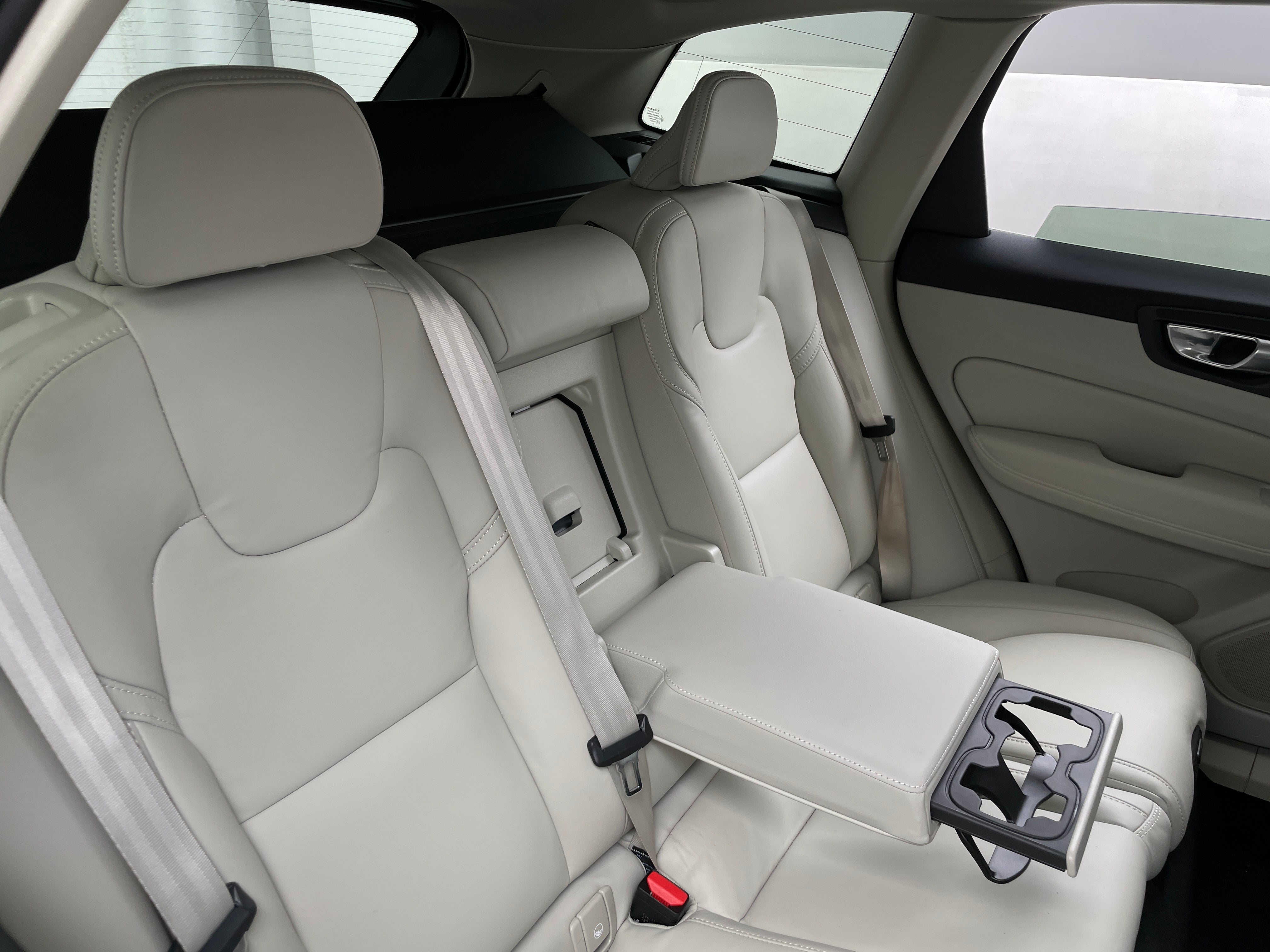 2022 Volvo XC60 B5 Inscription 5