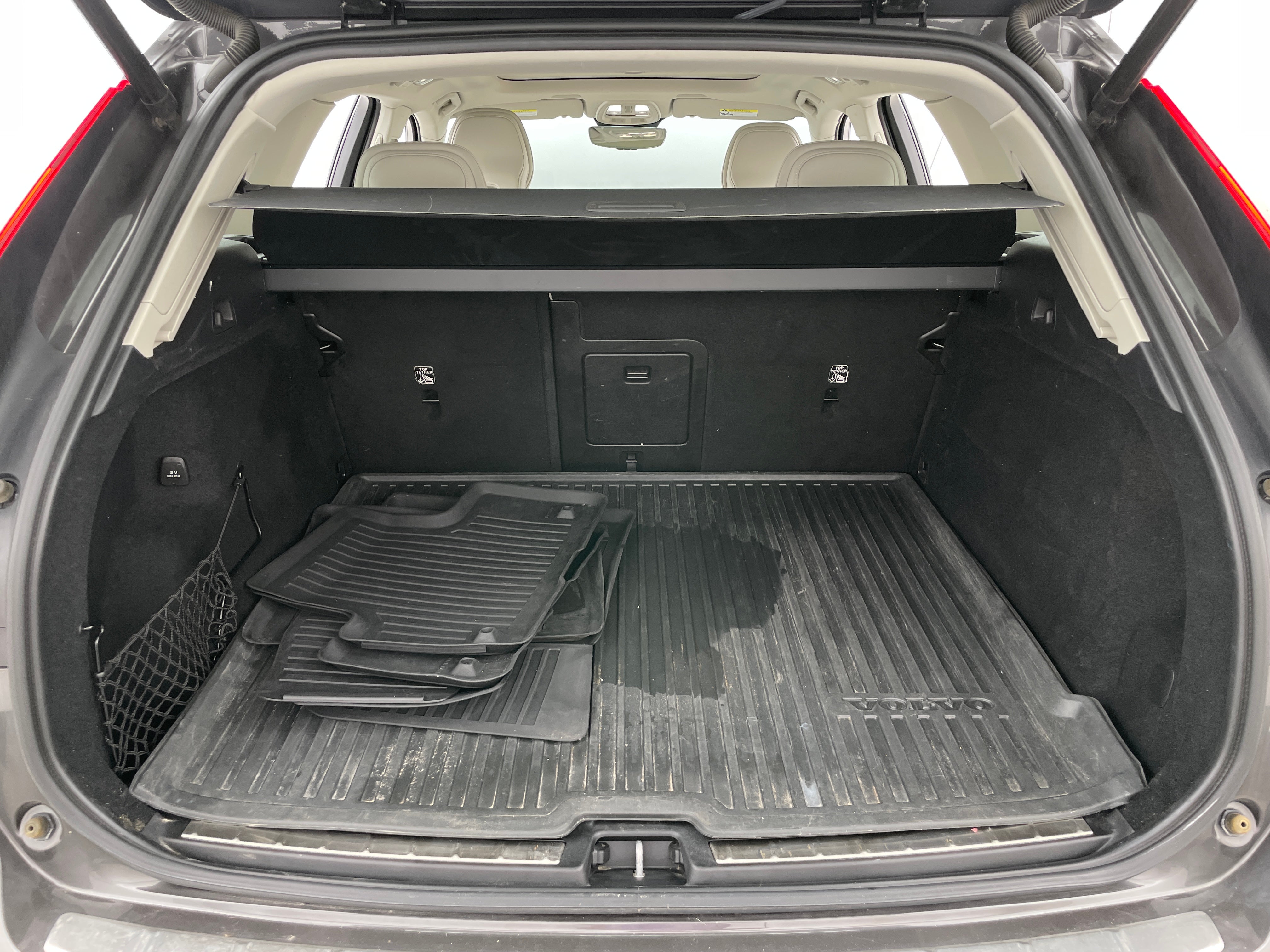 2022 Volvo XC60 B5 Inscription 6