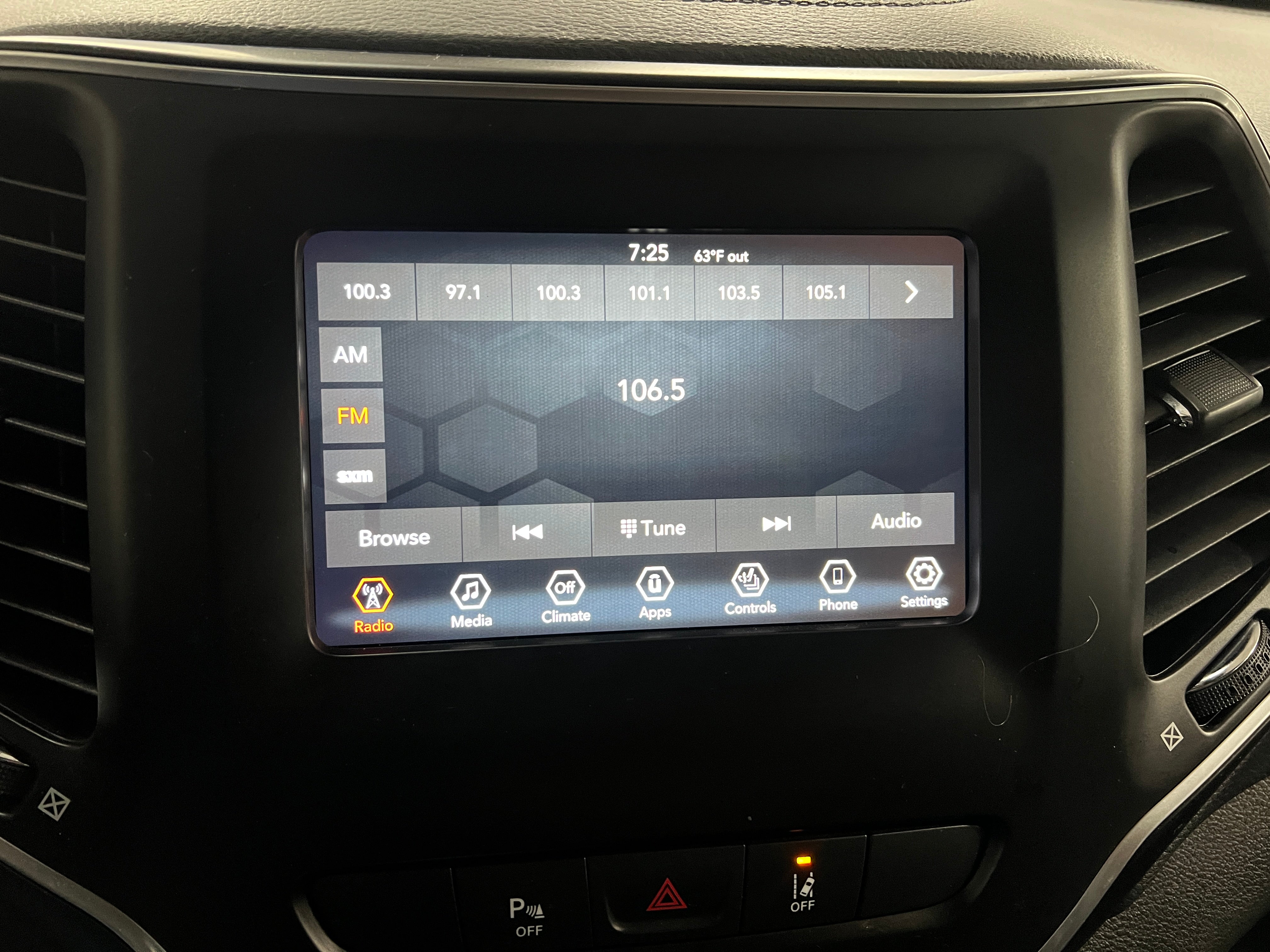 2021 Jeep Cherokee Latitude 3