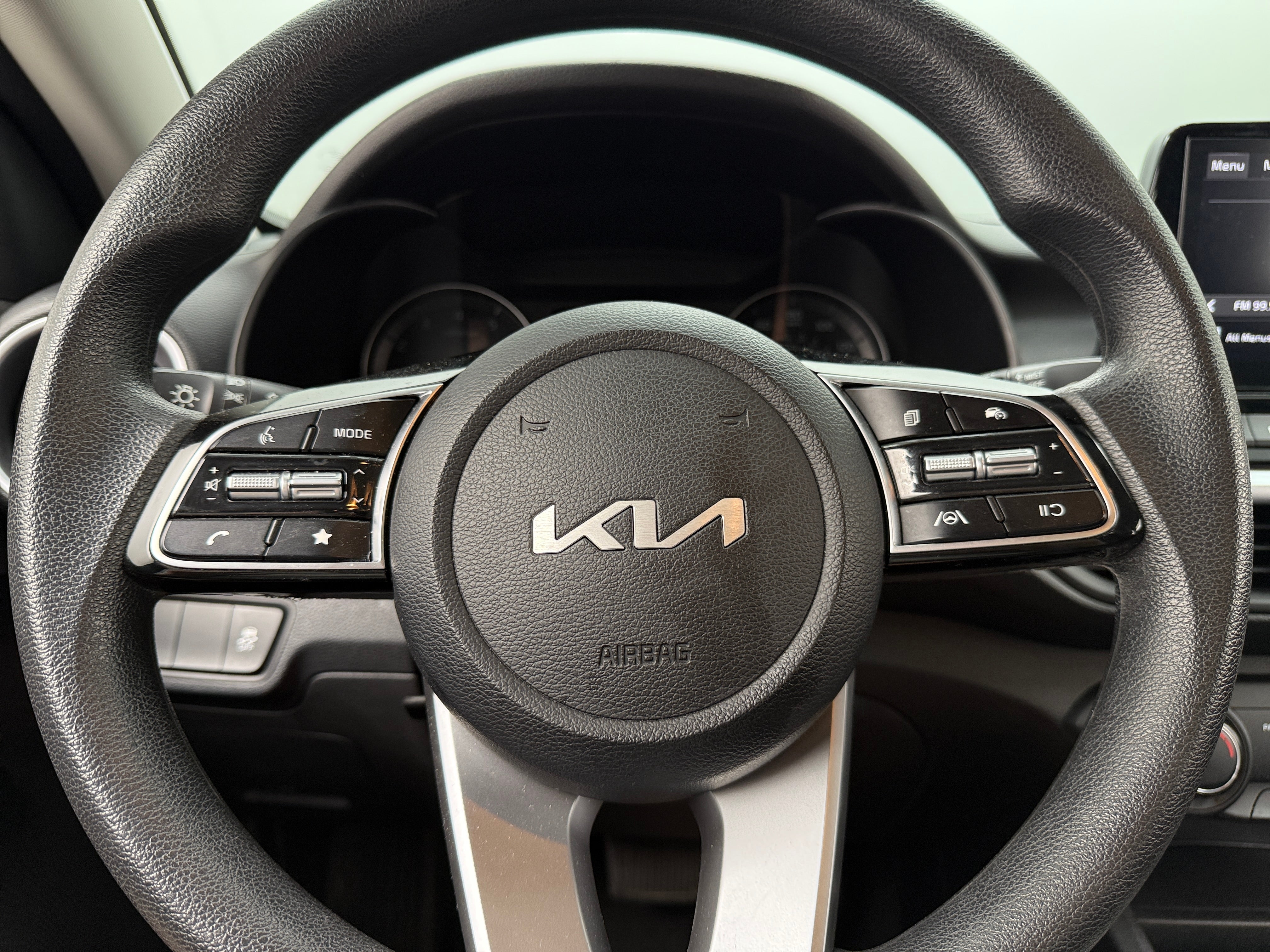 2024 Kia Forte LXS 5