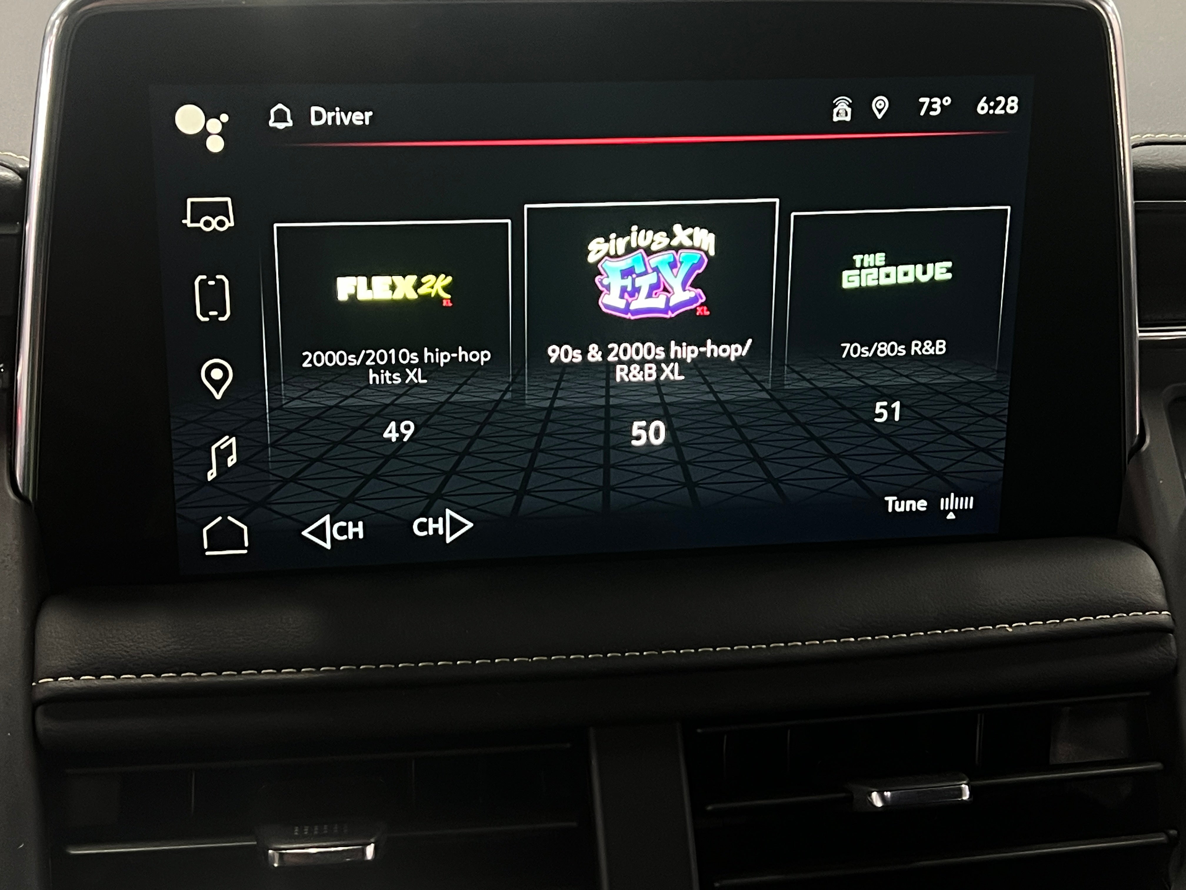 2024 GMC Yukon SLT 3