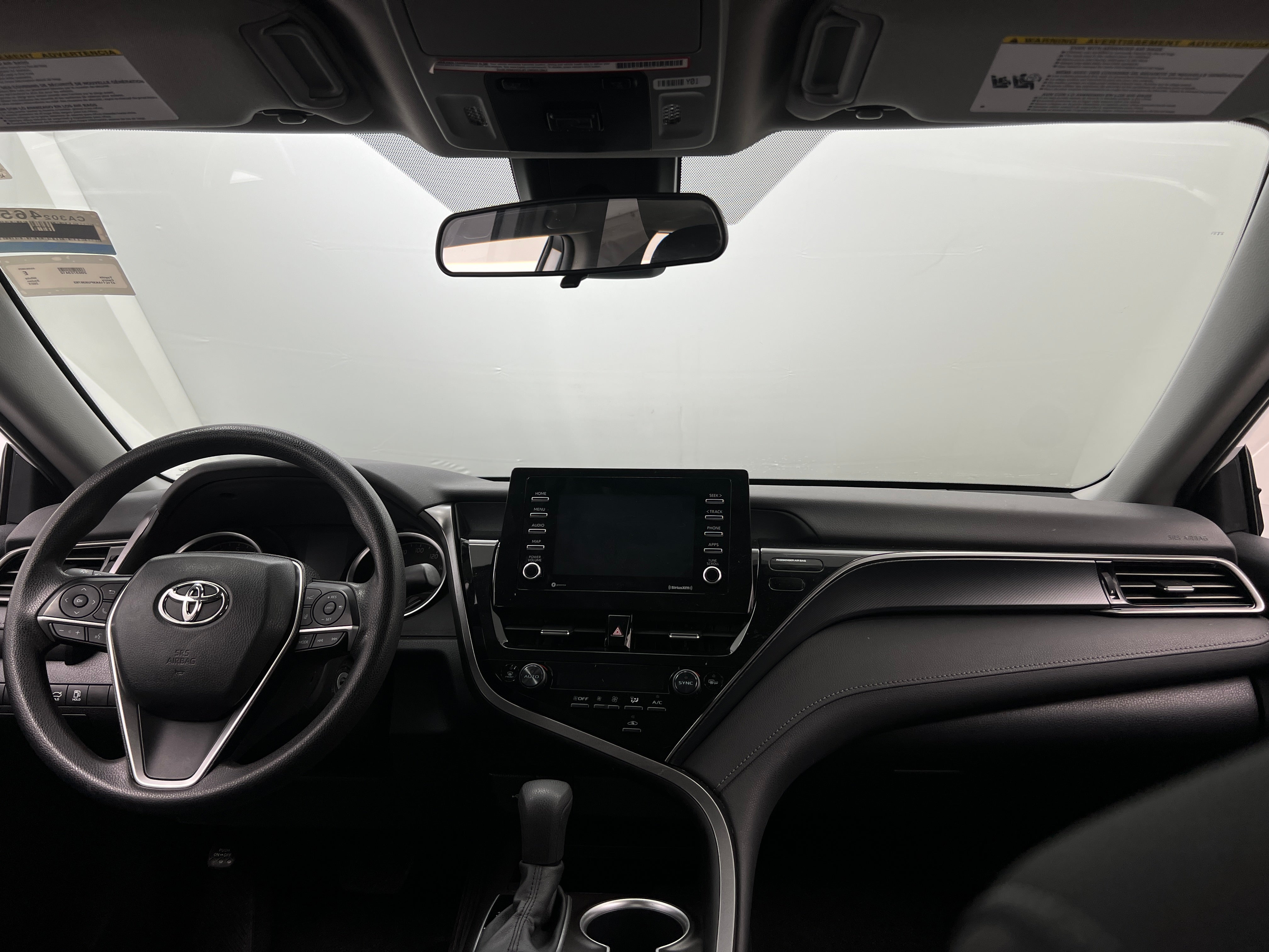 2023 Toyota Camry LE 3