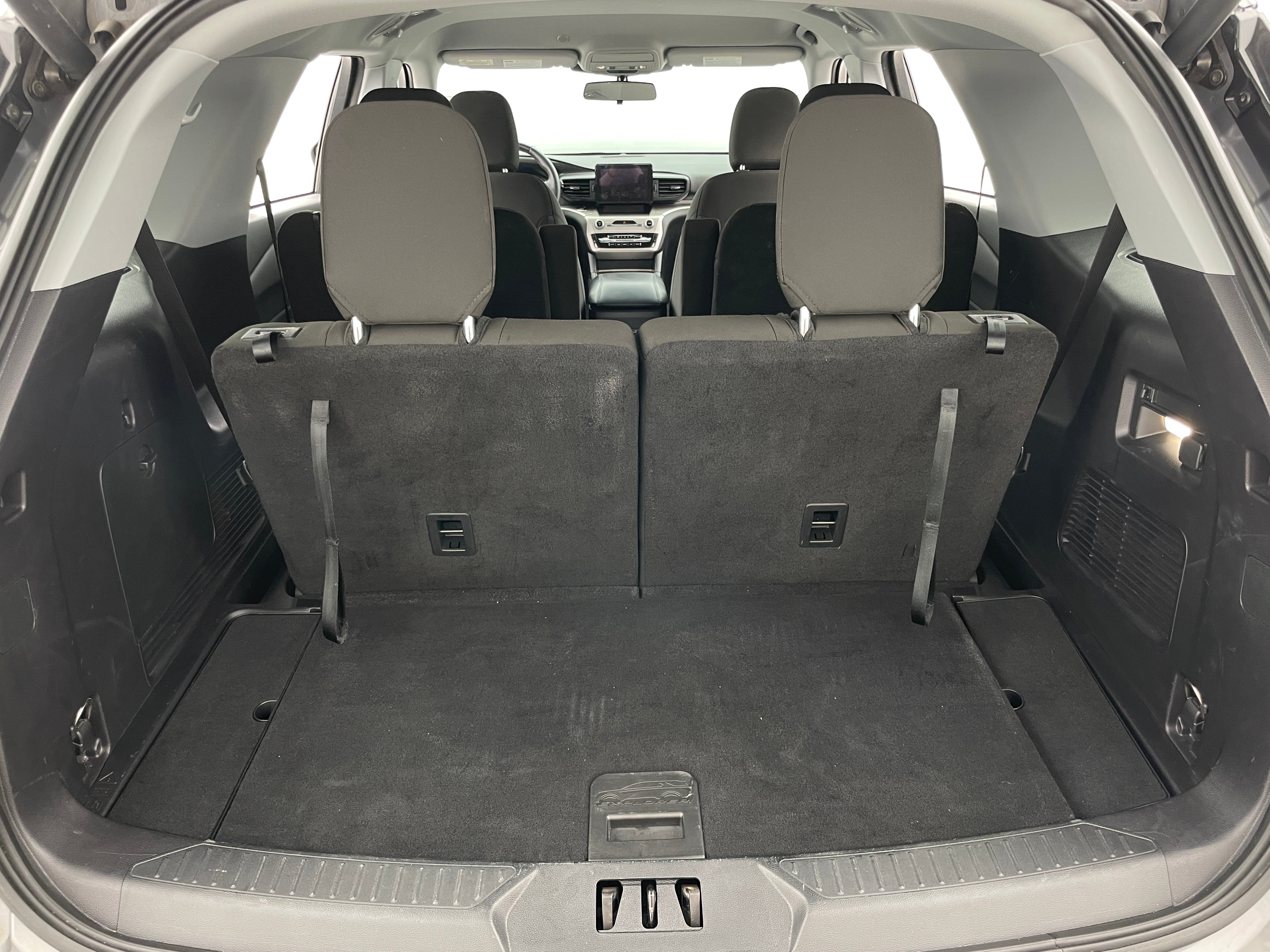 2021 Ford Explorer XLT 7