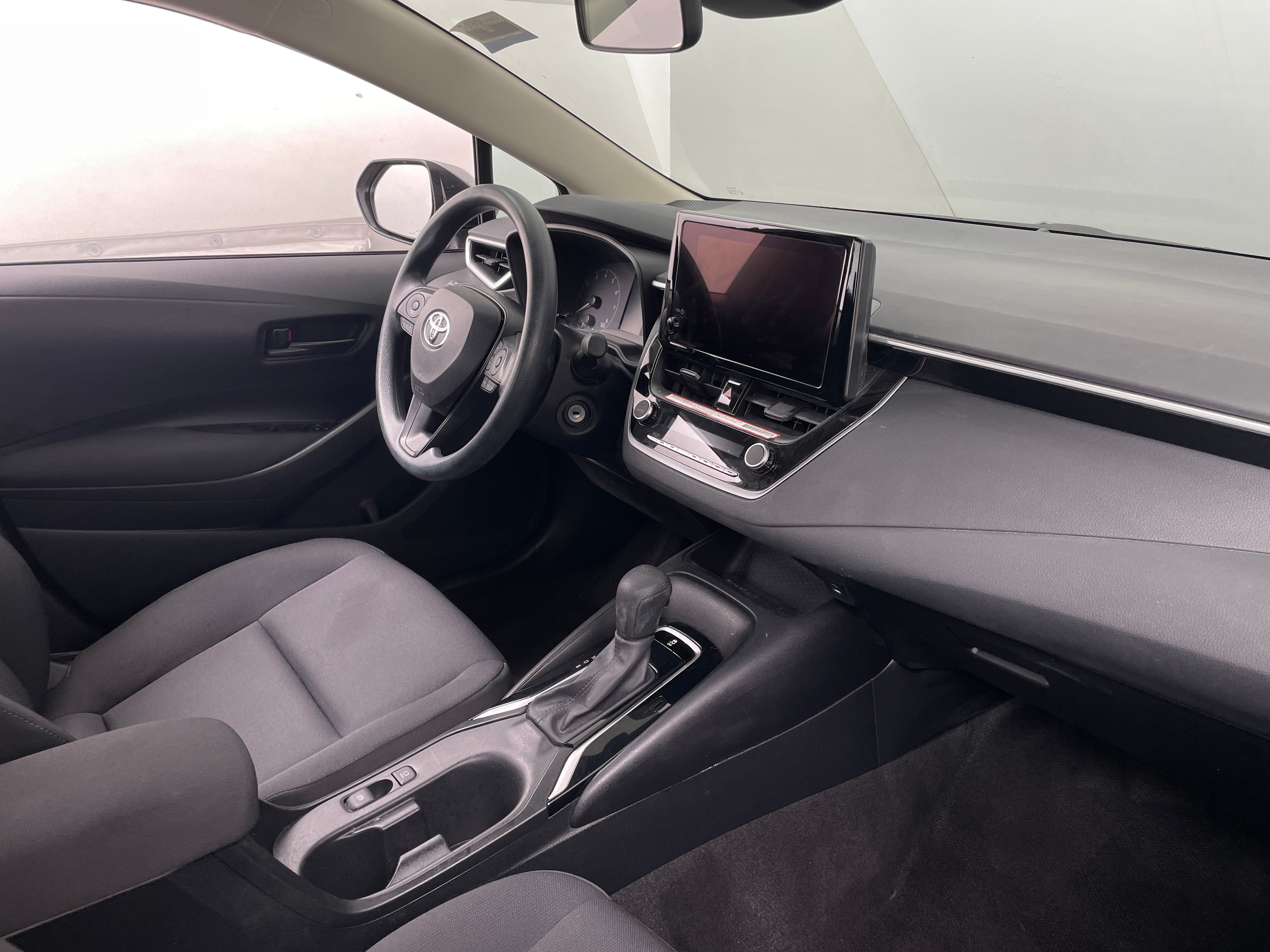2024 Toyota Corolla LE 3