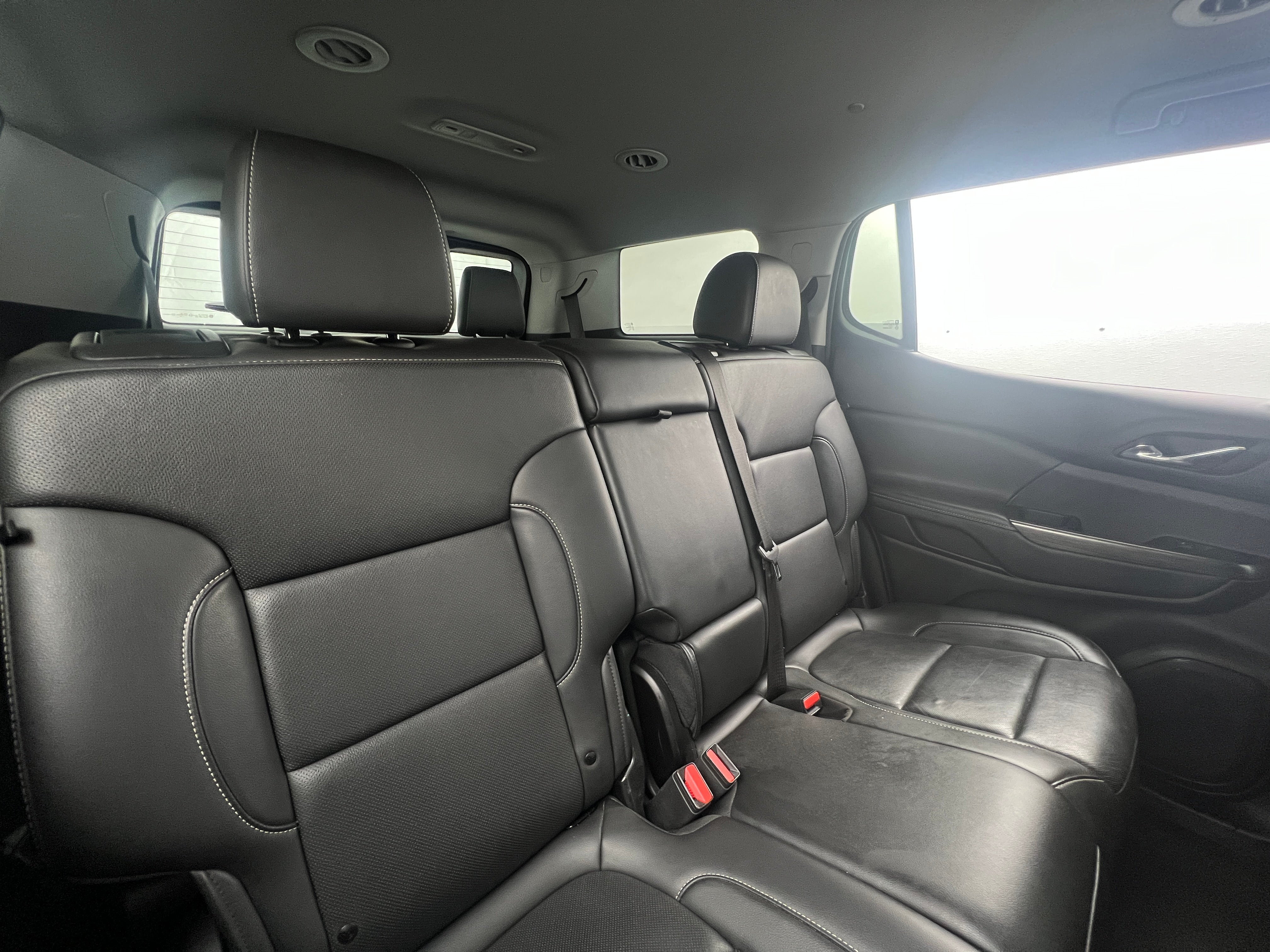2023 GMC Acadia SLT 5