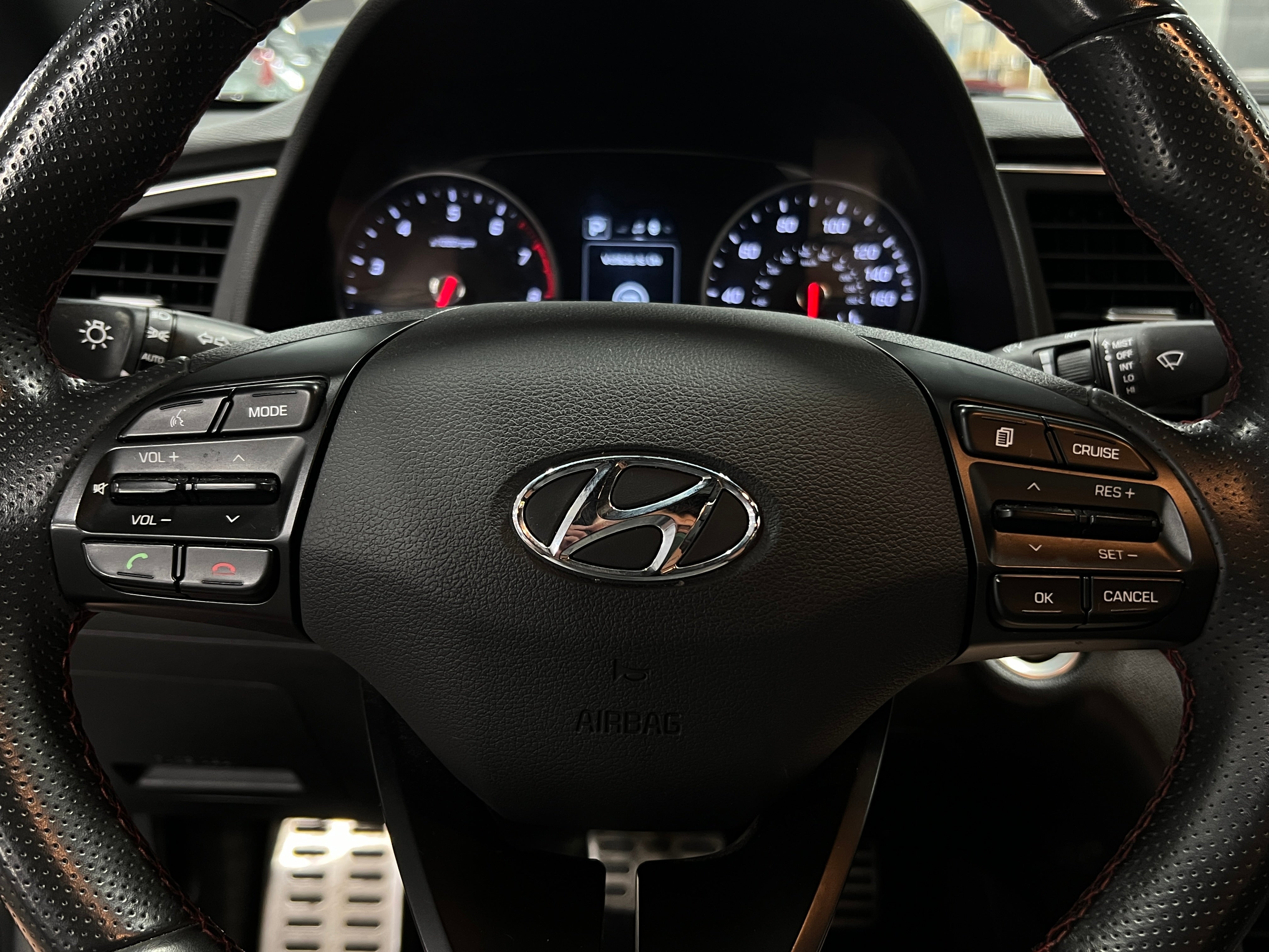 2018 Hyundai Elantra Sport 4