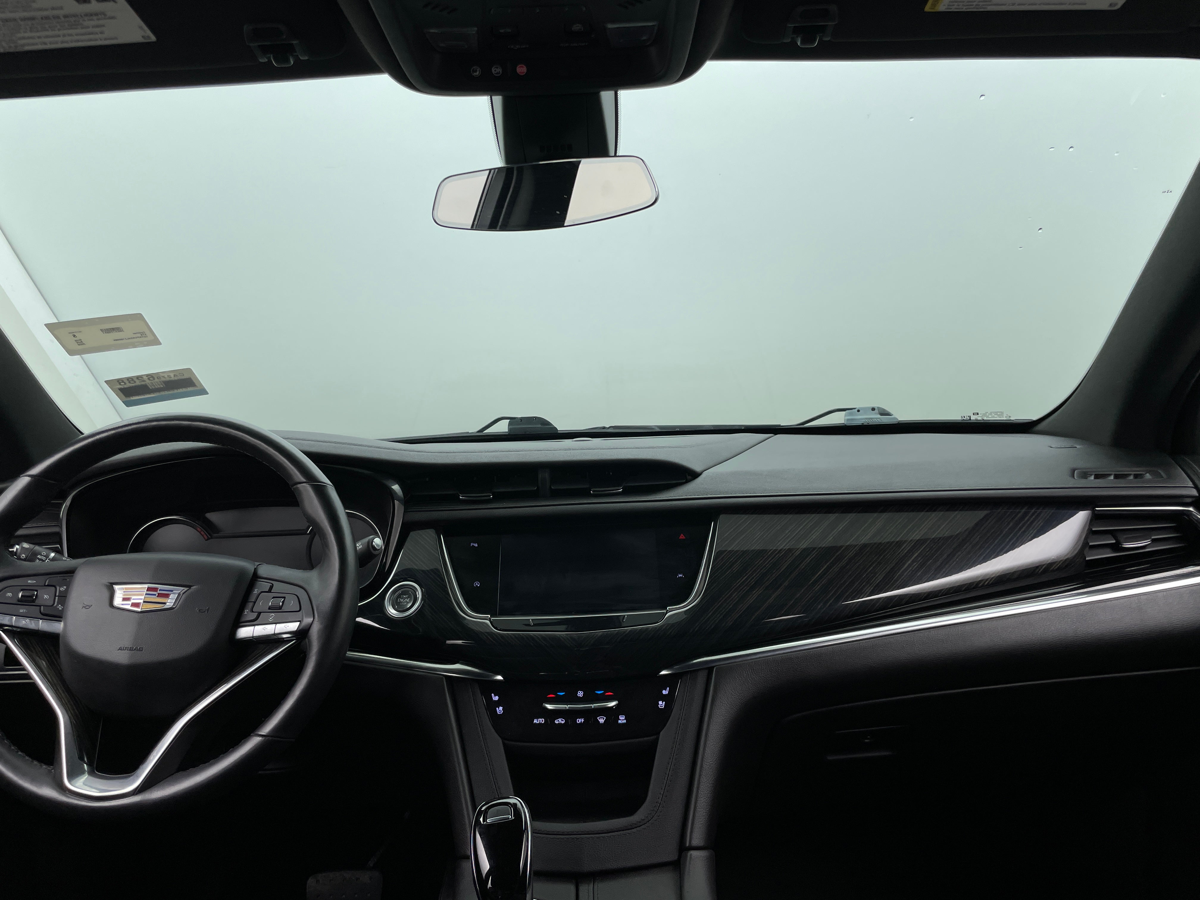 2020 Cadillac XT6 Premium Luxury 2
