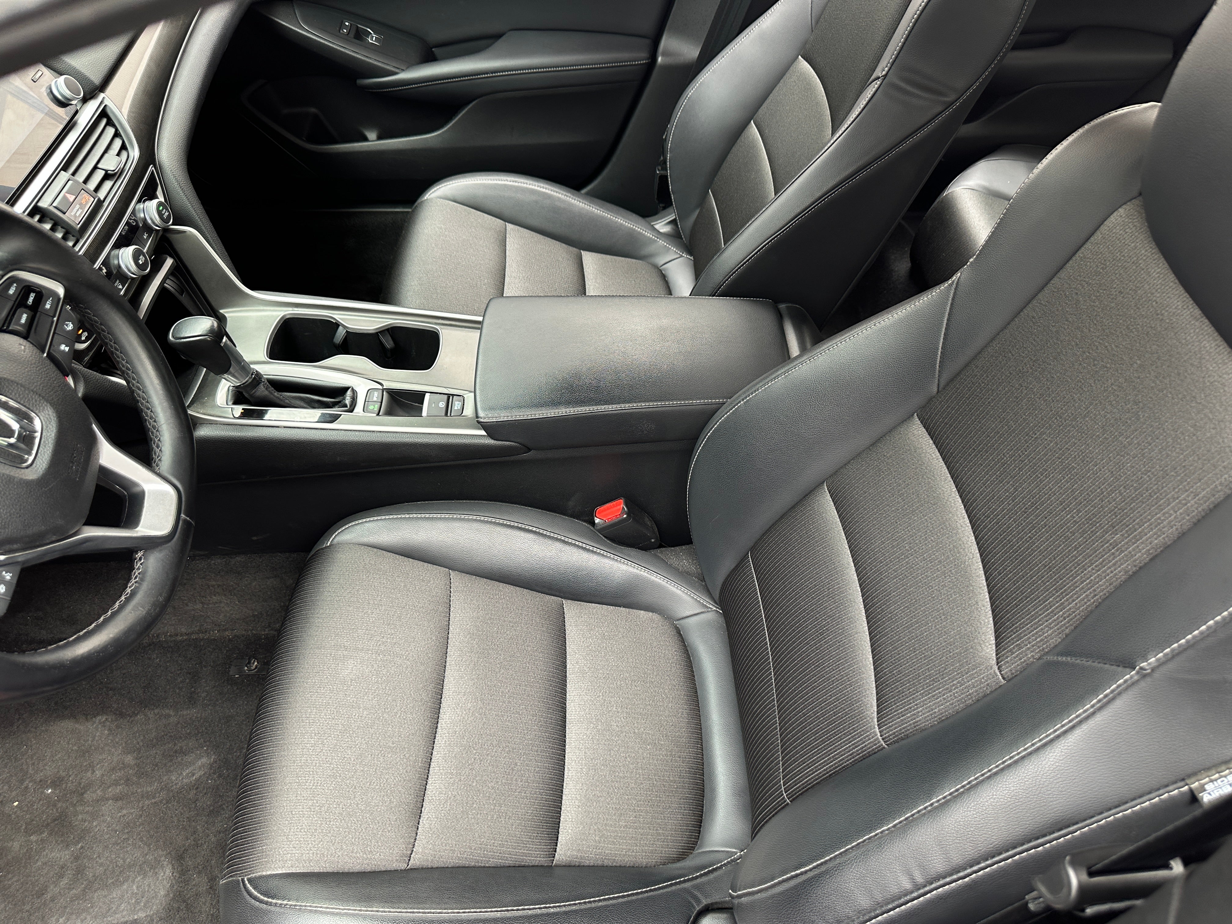 2018 Honda Accord Sport 2