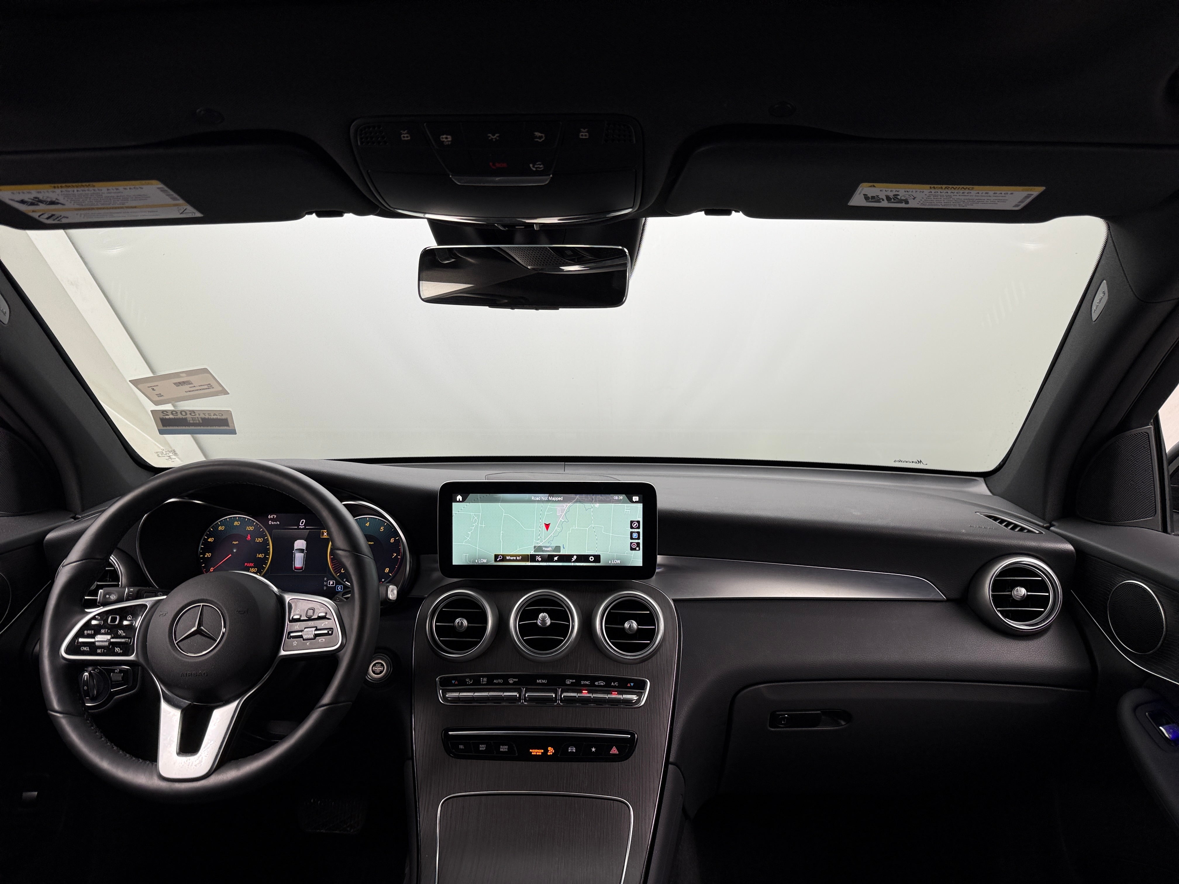 2022 Mercedes-Benz GLC 300 2