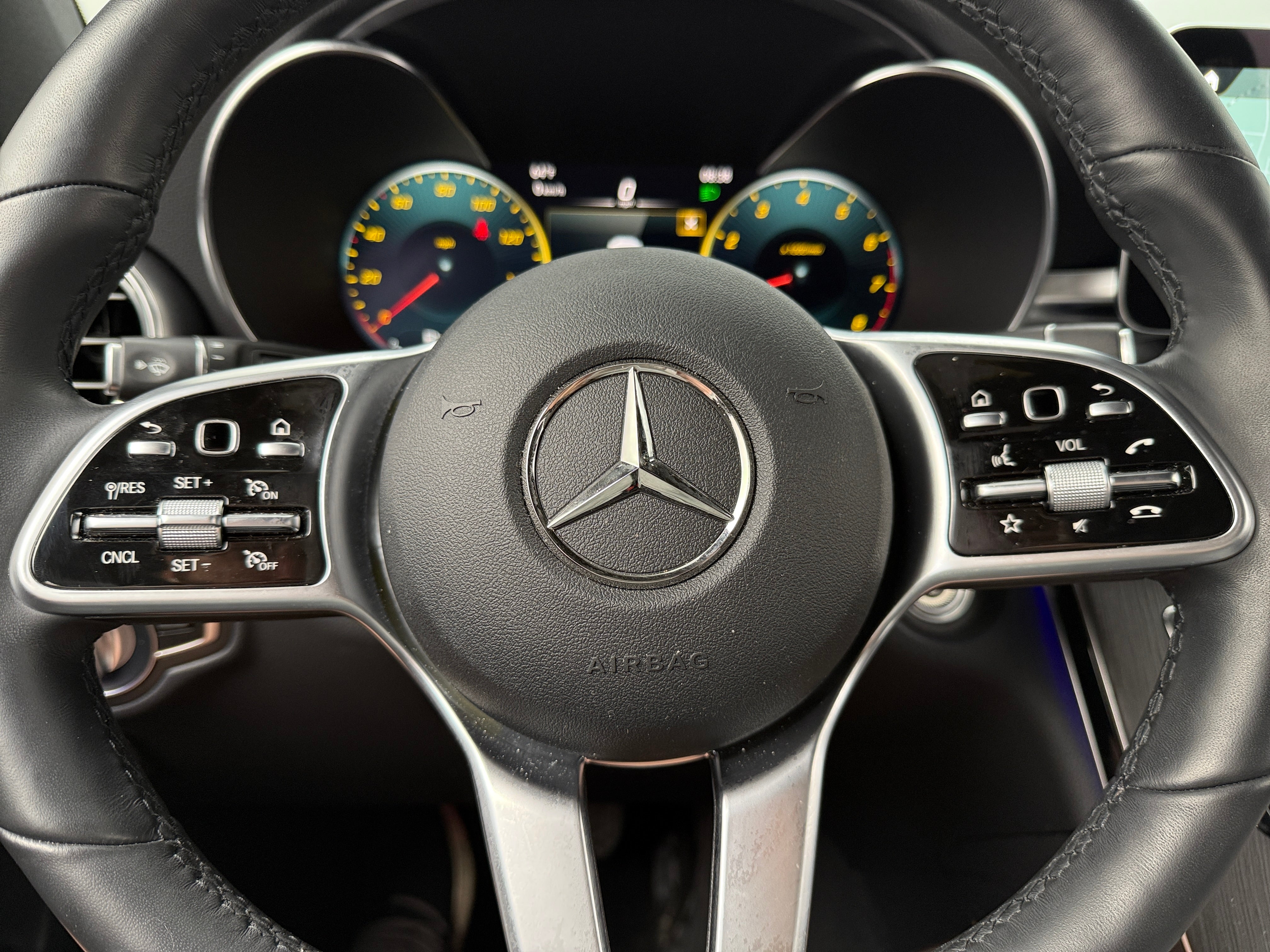 2022 Mercedes-Benz GLC 300 4