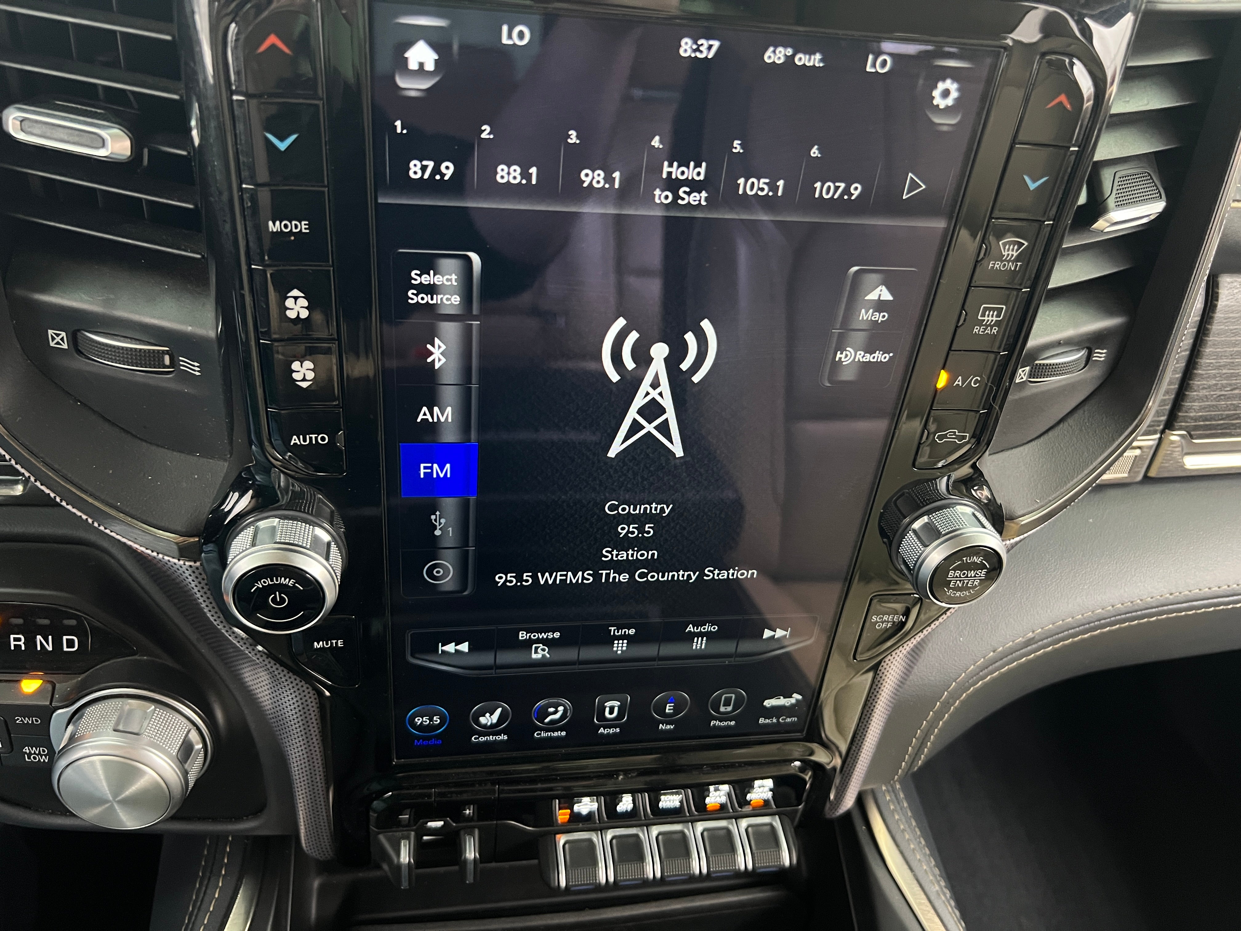 2019 RAM 1500 Limited 3
